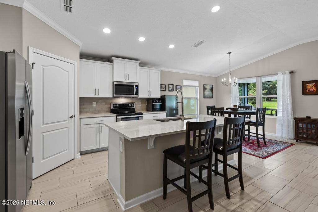 4345 GREEN RIVER Place