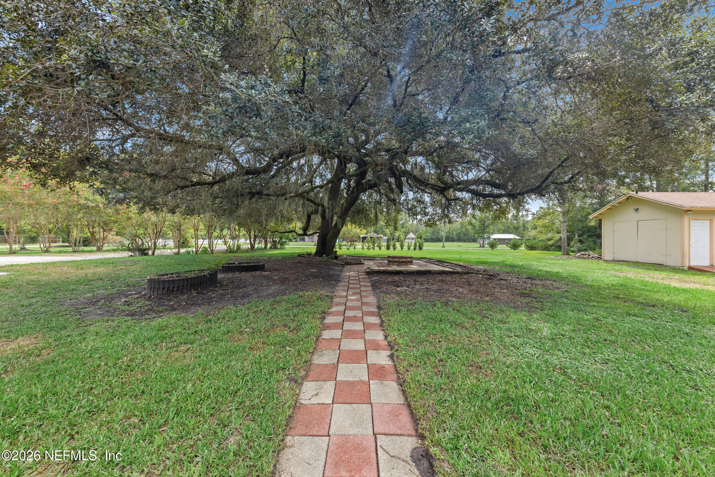 2106 DUNN CREEK CEMETERY Road