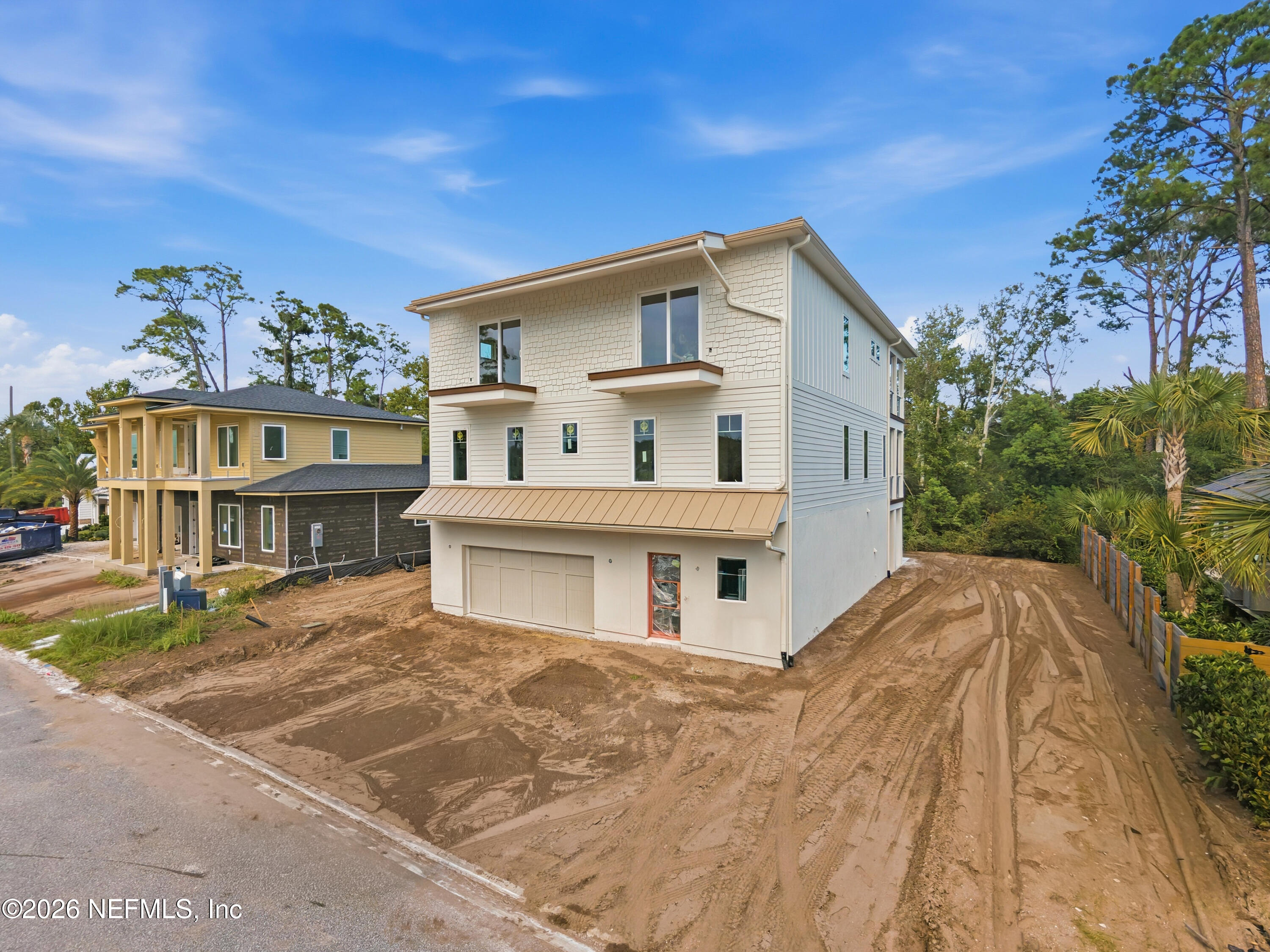 1329 ESTRELA Lane