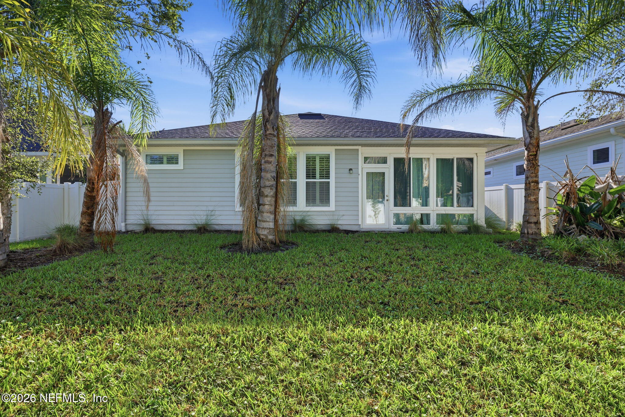 289 PALM BREEZE Drive