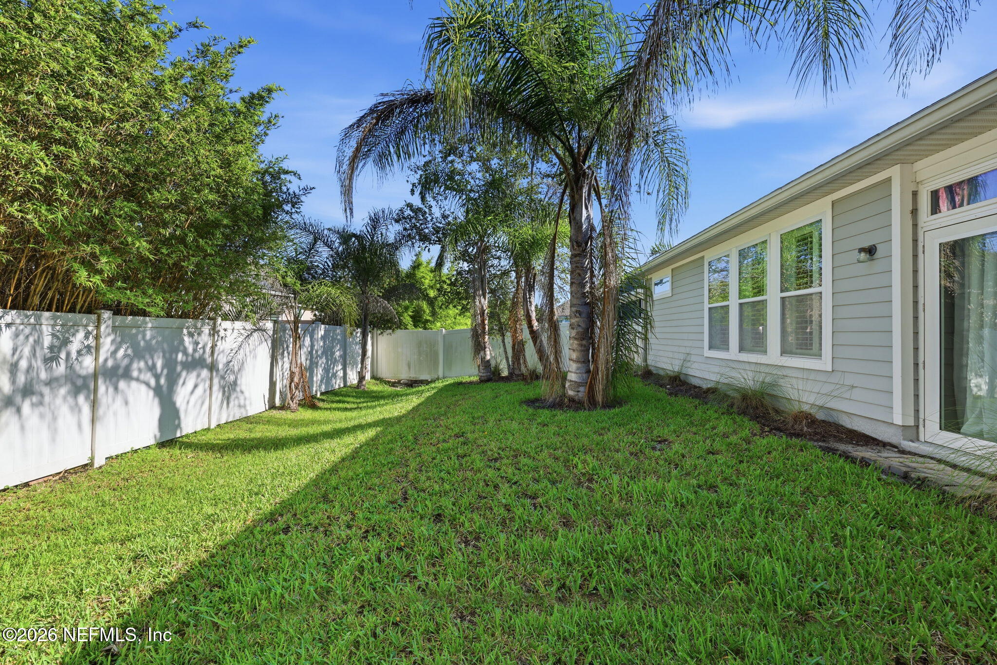 289 PALM BREEZE Drive