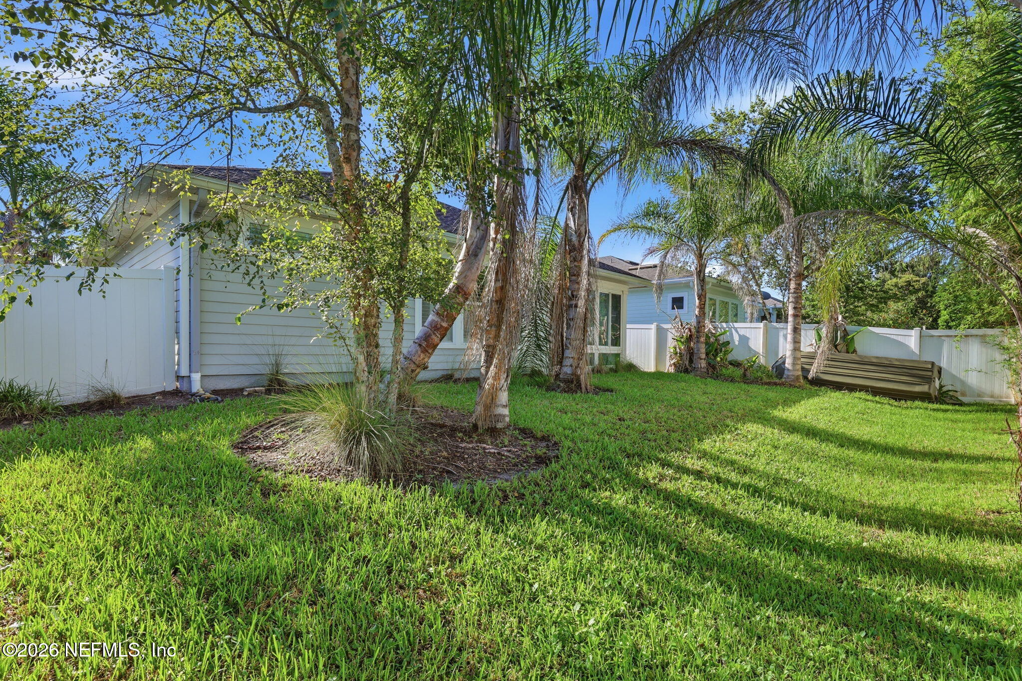 289 PALM BREEZE Drive