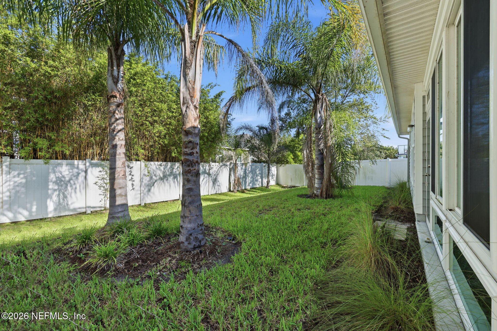 289 PALM BREEZE Drive