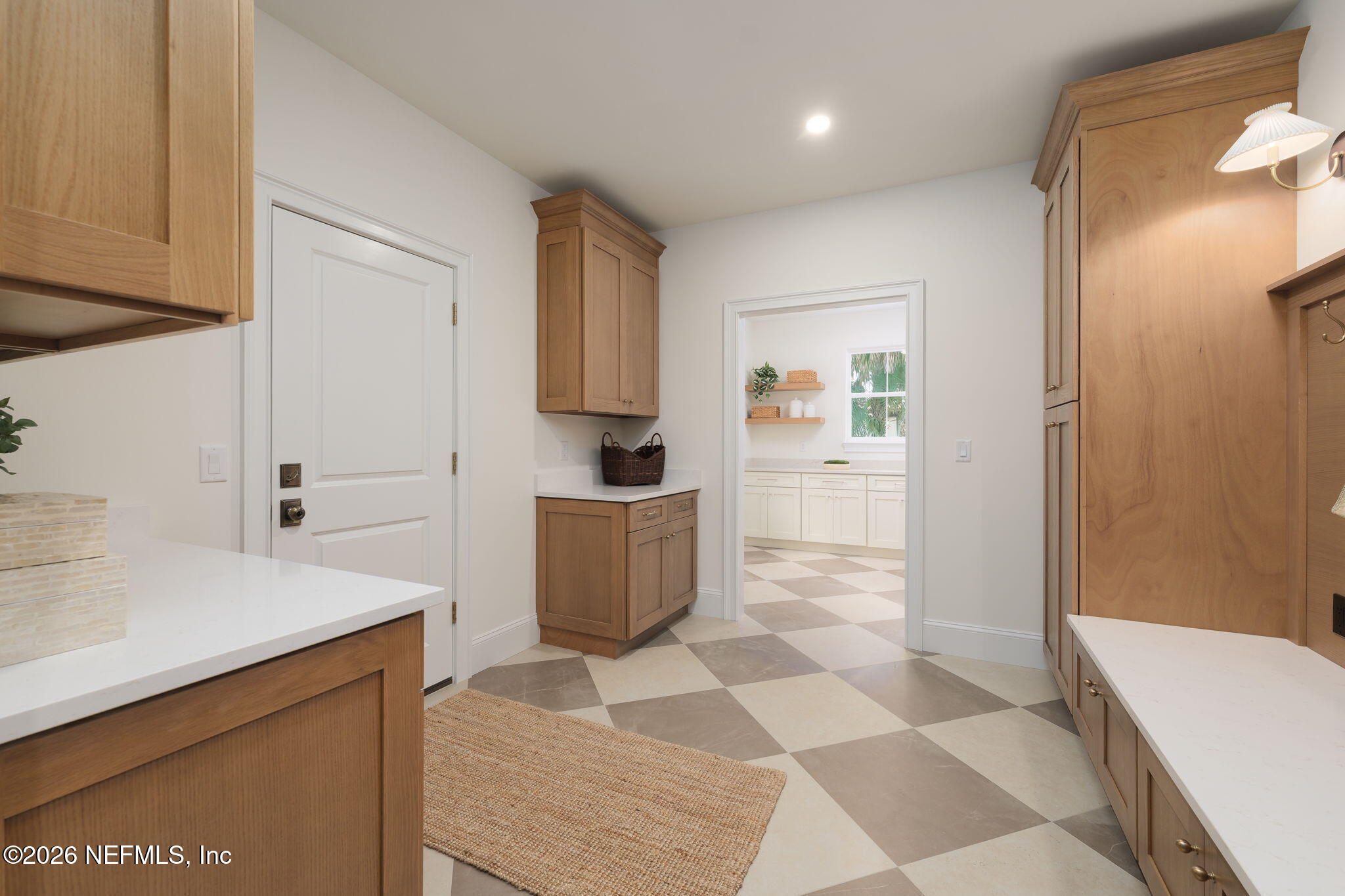 4275 POINT LA VISTA Road W