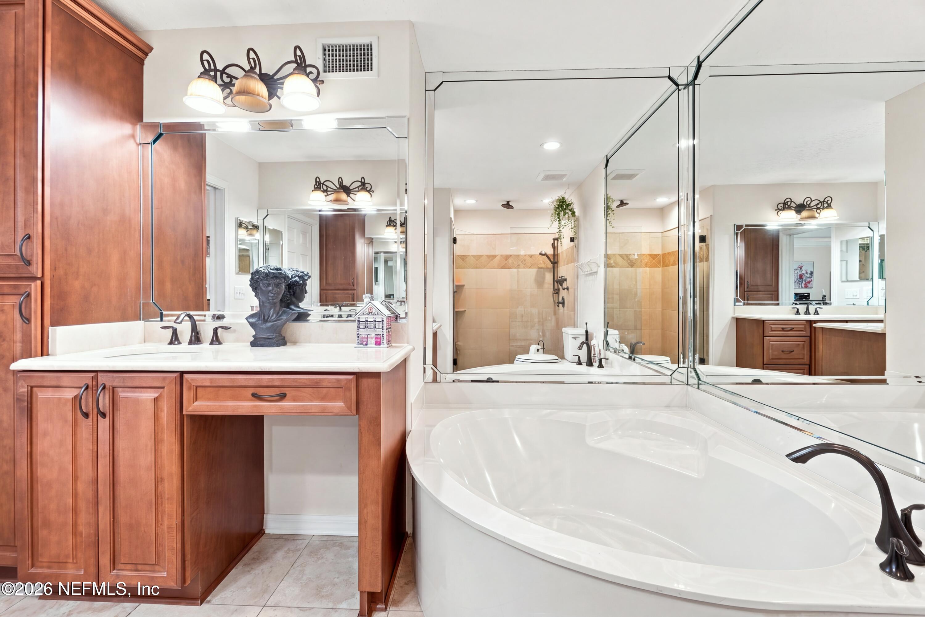 1407 RIVERGATE Drive