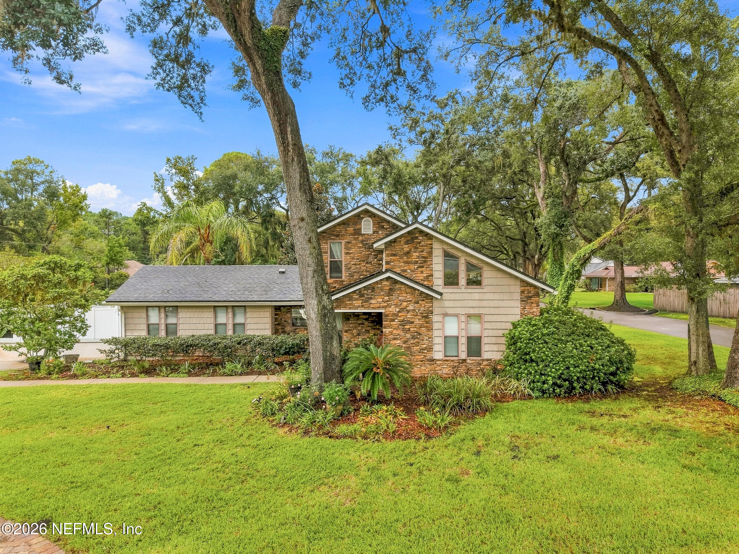 1407 RIVERGATE Drive