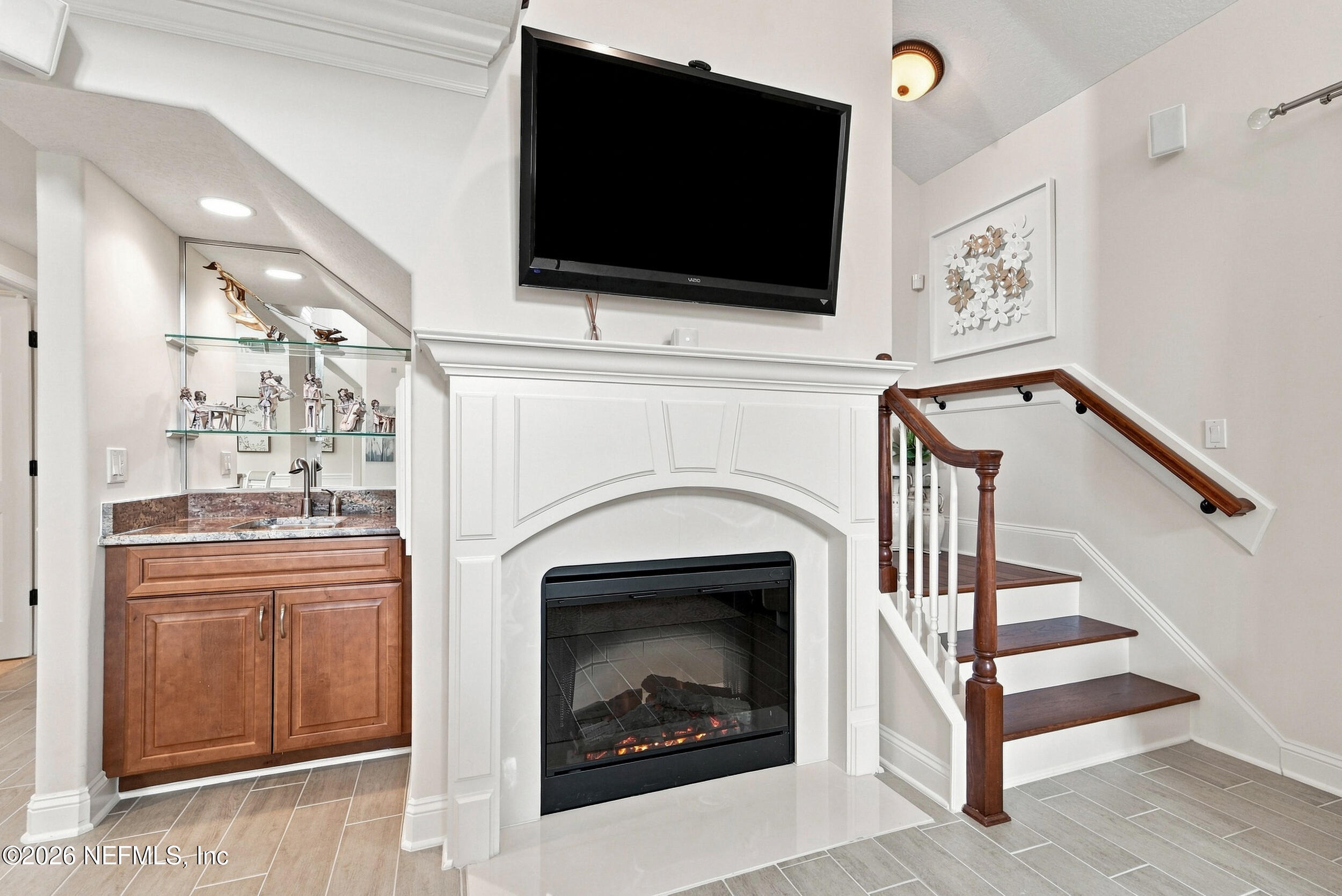 1407 RIVERGATE Drive