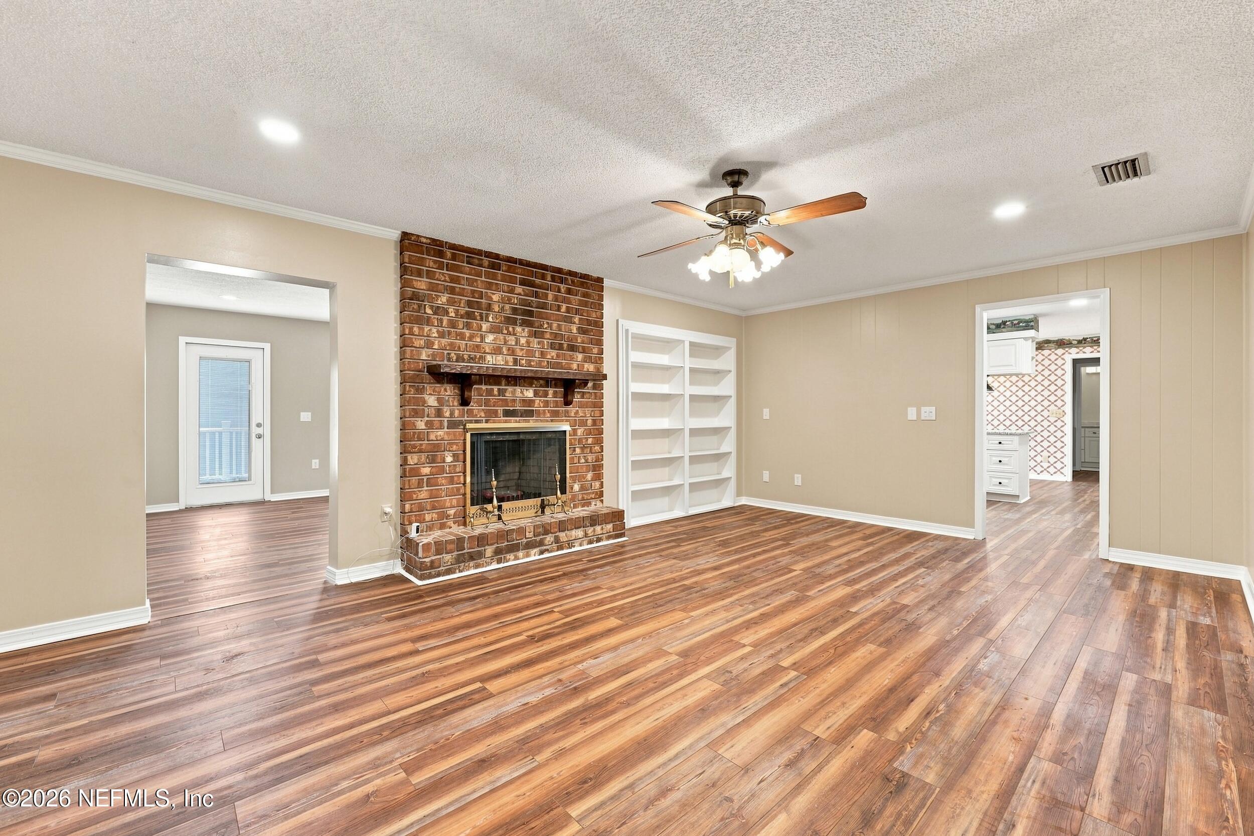 2069 MONMOUTH Circle