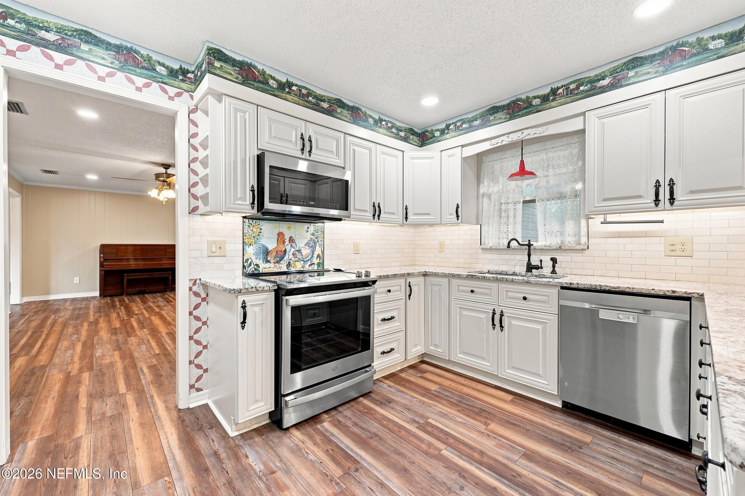 2069 MONMOUTH Circle