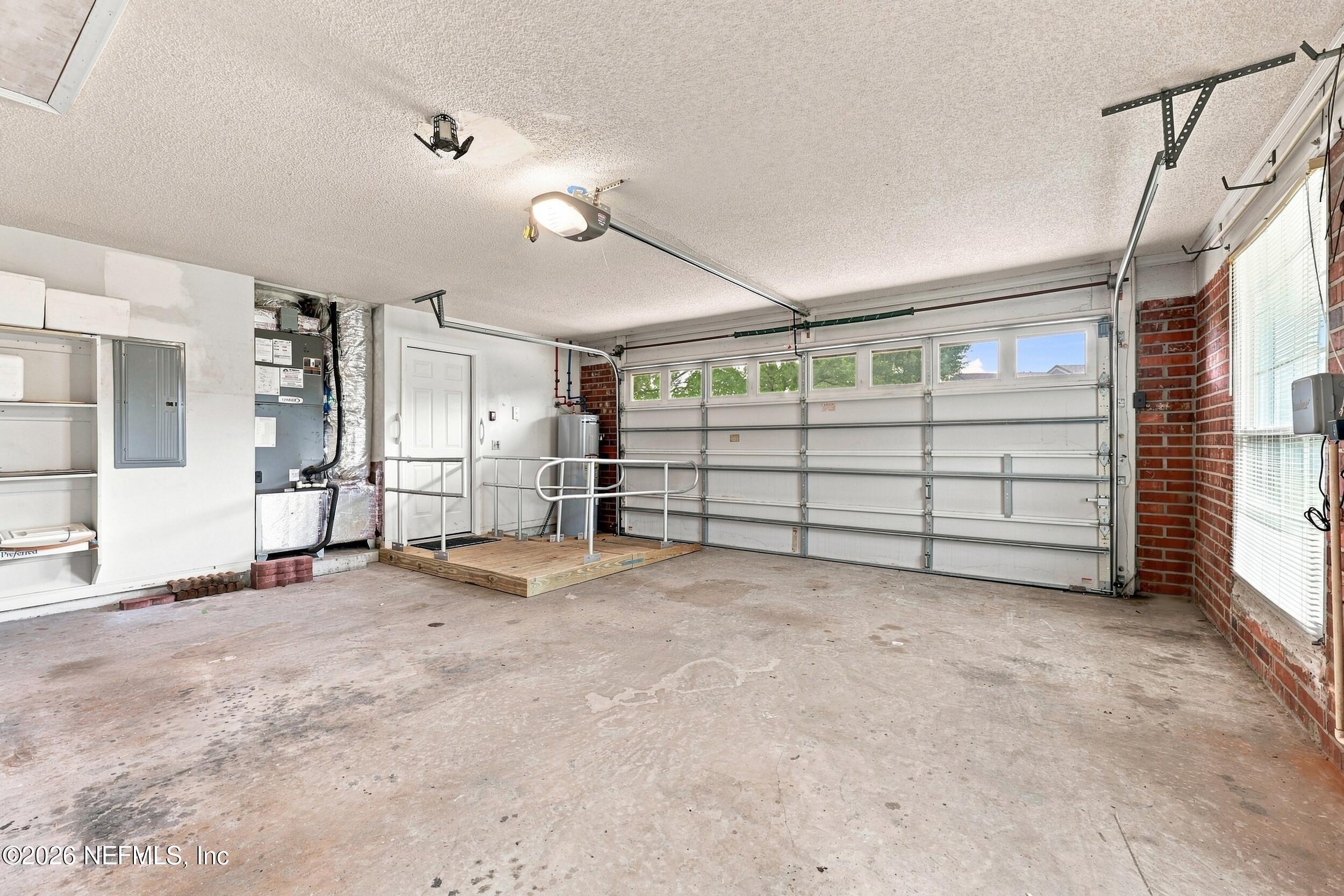 2069 MONMOUTH Circle