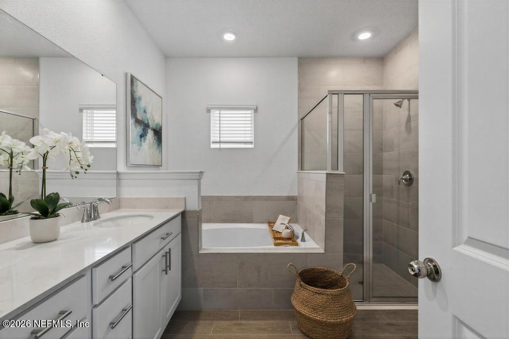 2636 FIELD DAISY Lane
