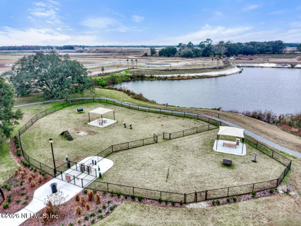 2636 FIELD DAISY Lane