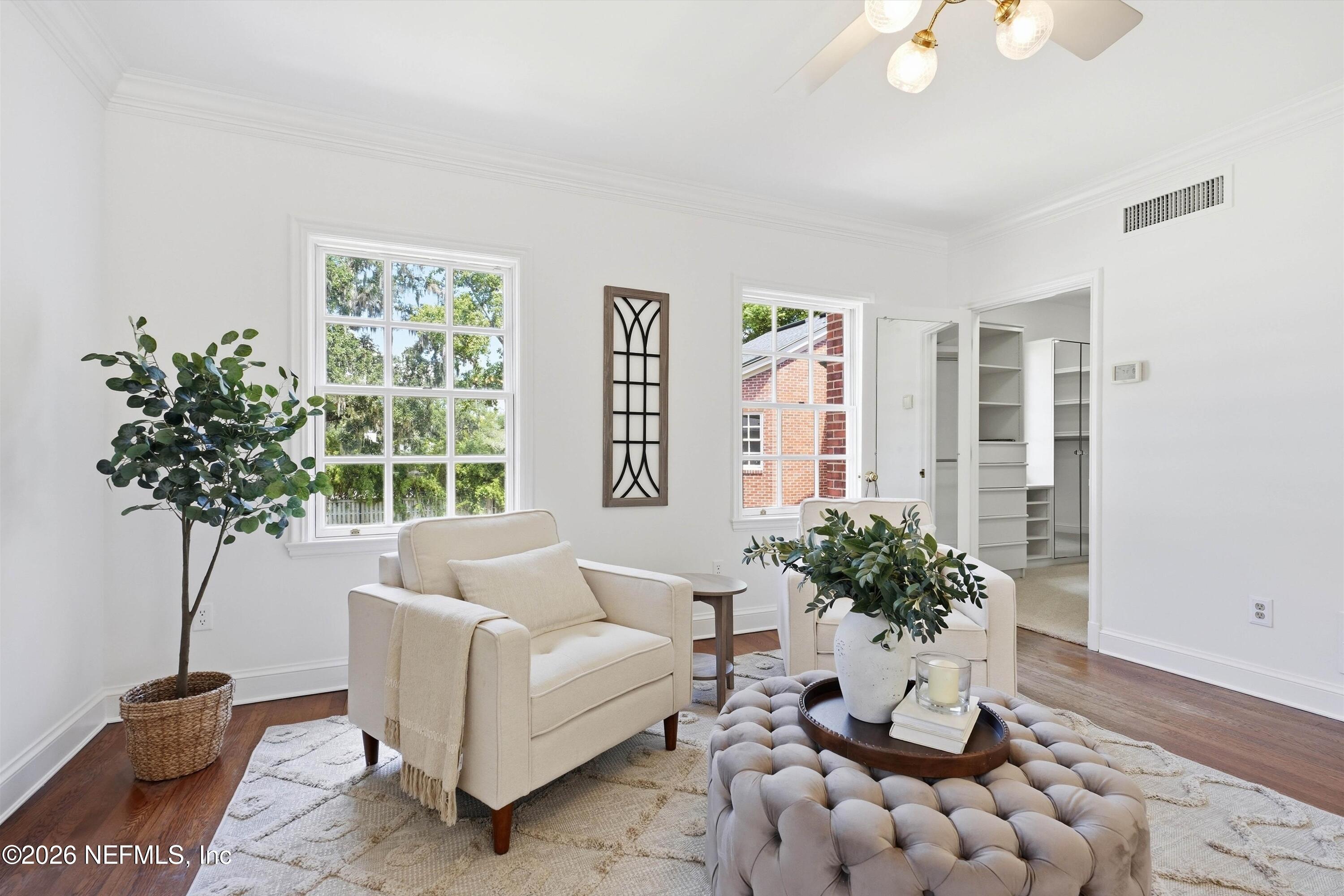 959 MAPLE Lane