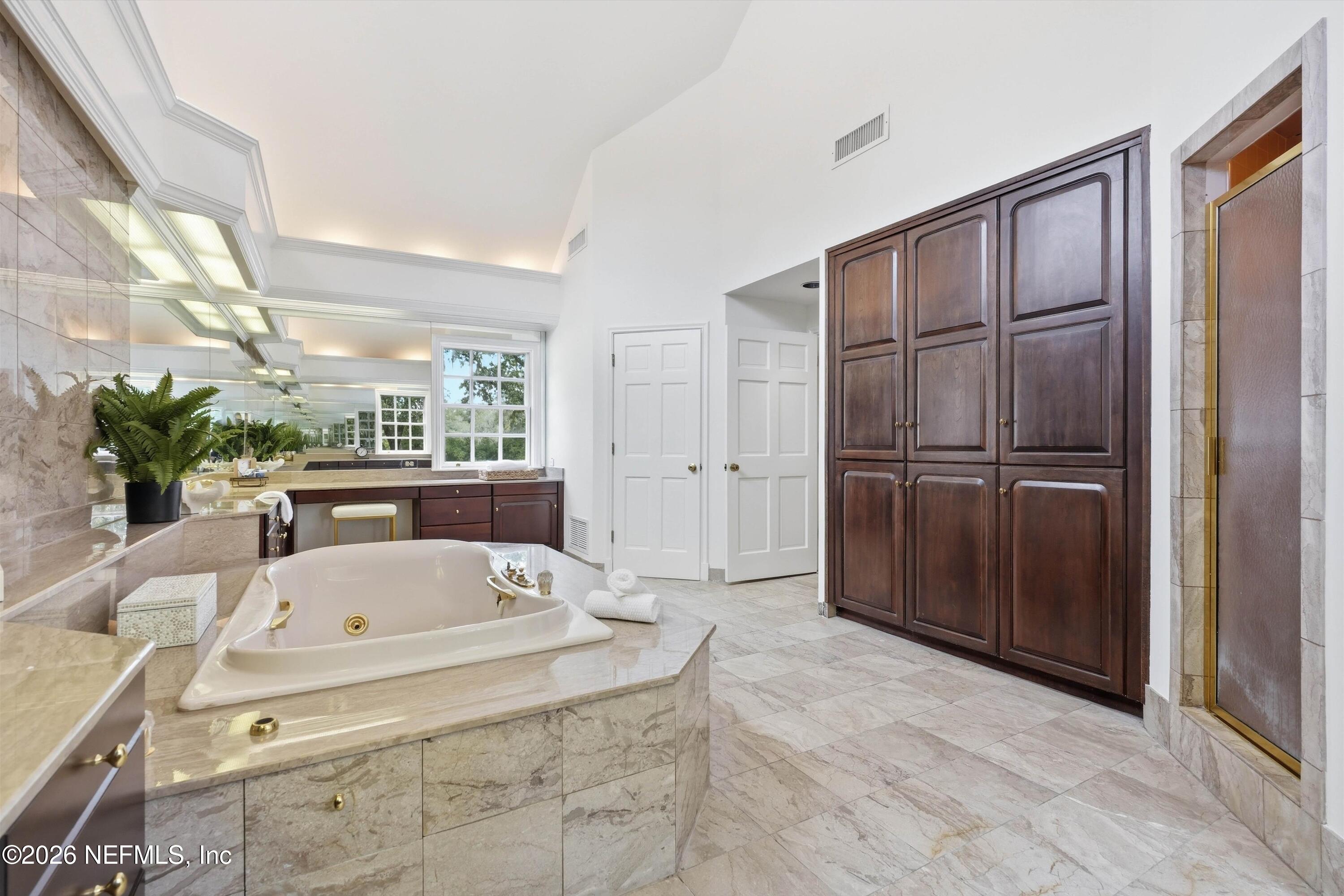 959 MAPLE Lane