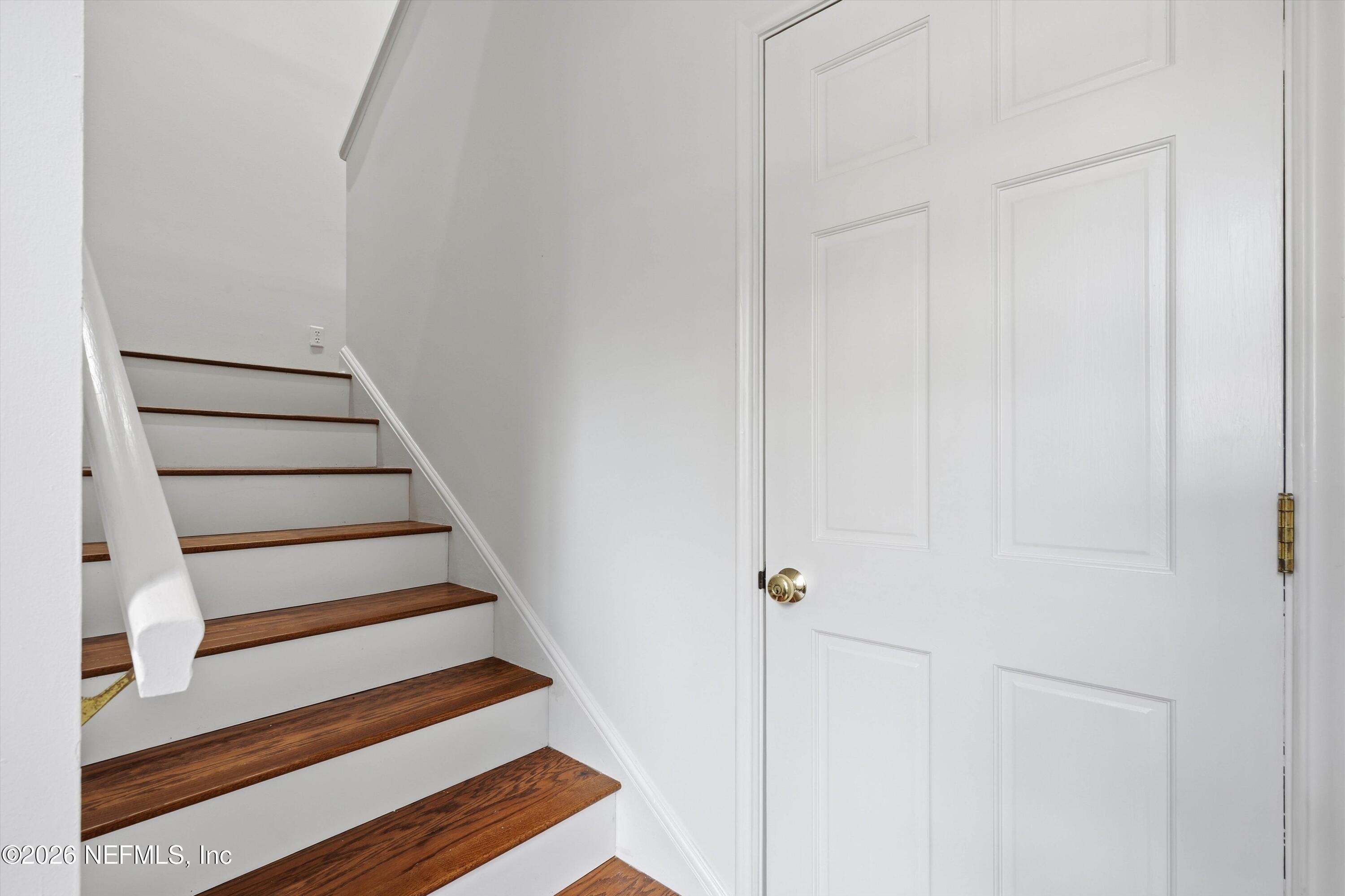 959 MAPLE Lane