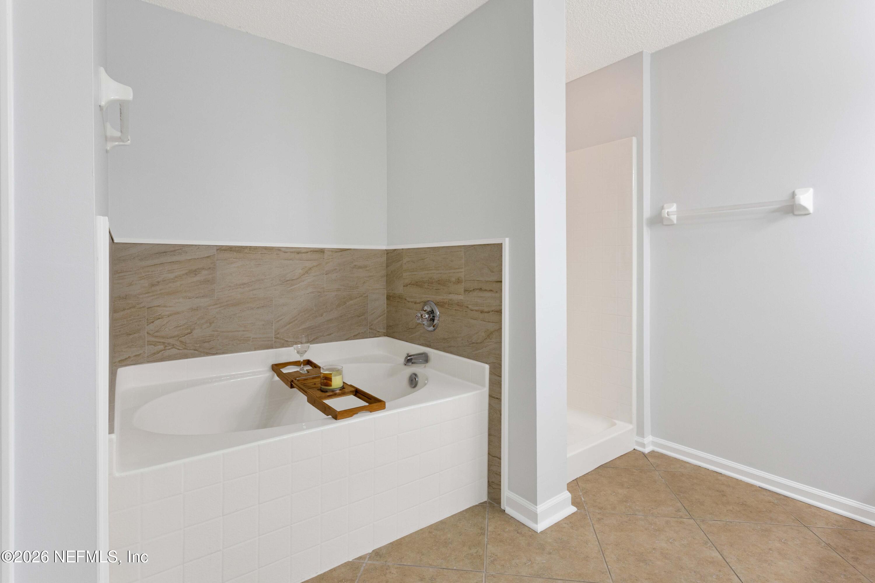 1410 RUNES Court