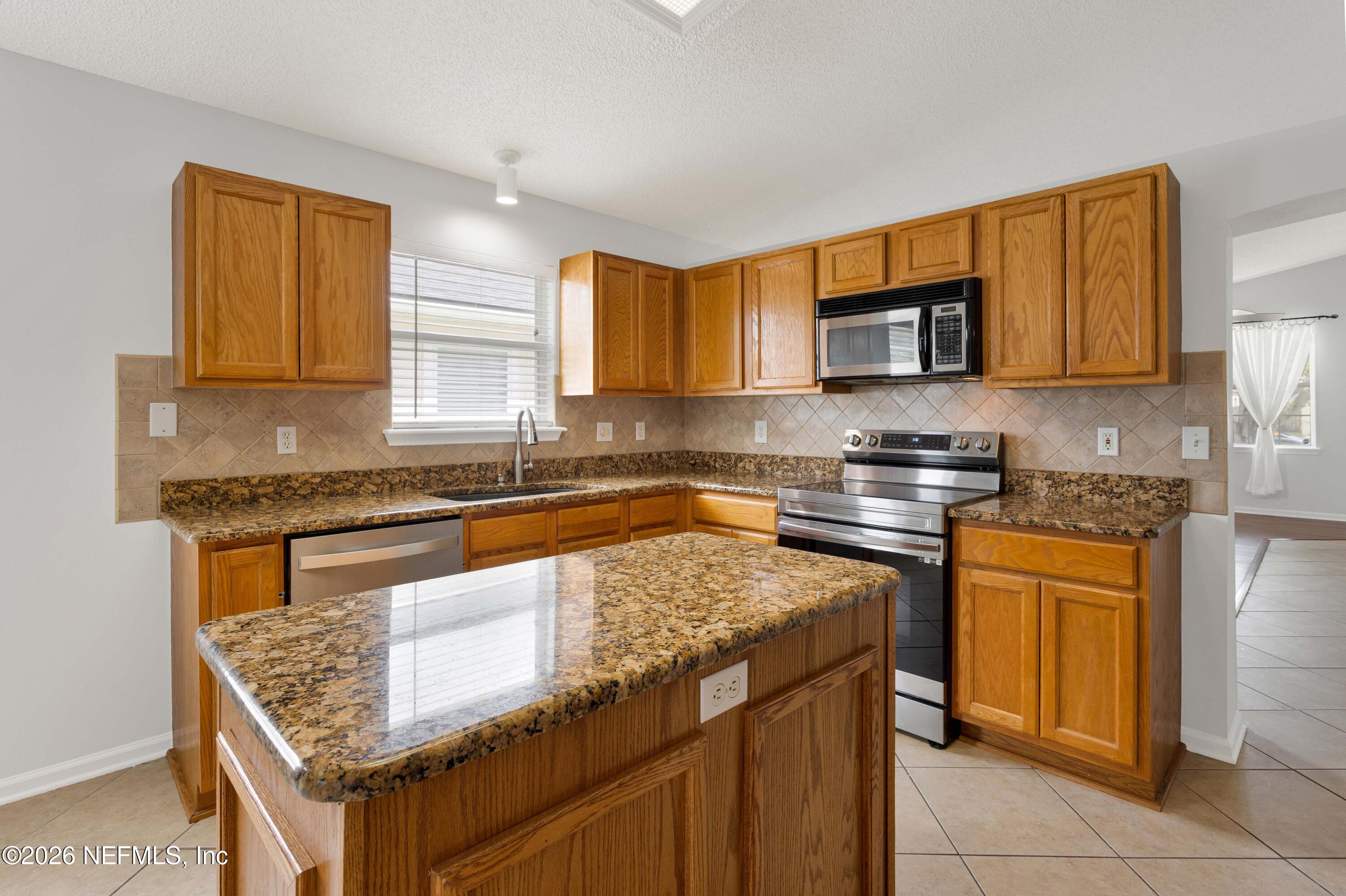1410 RUNES Court