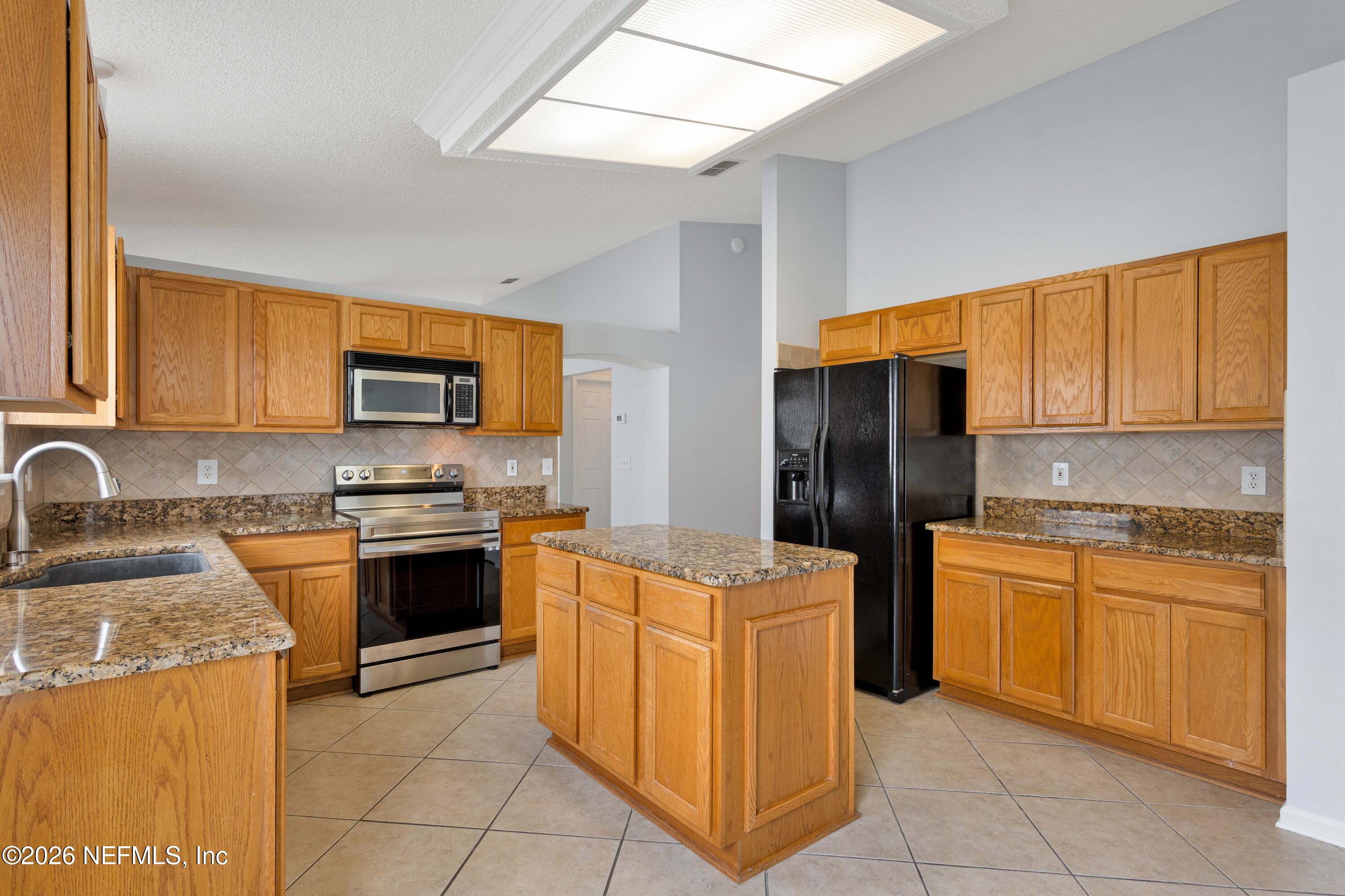 1410 RUNES Court