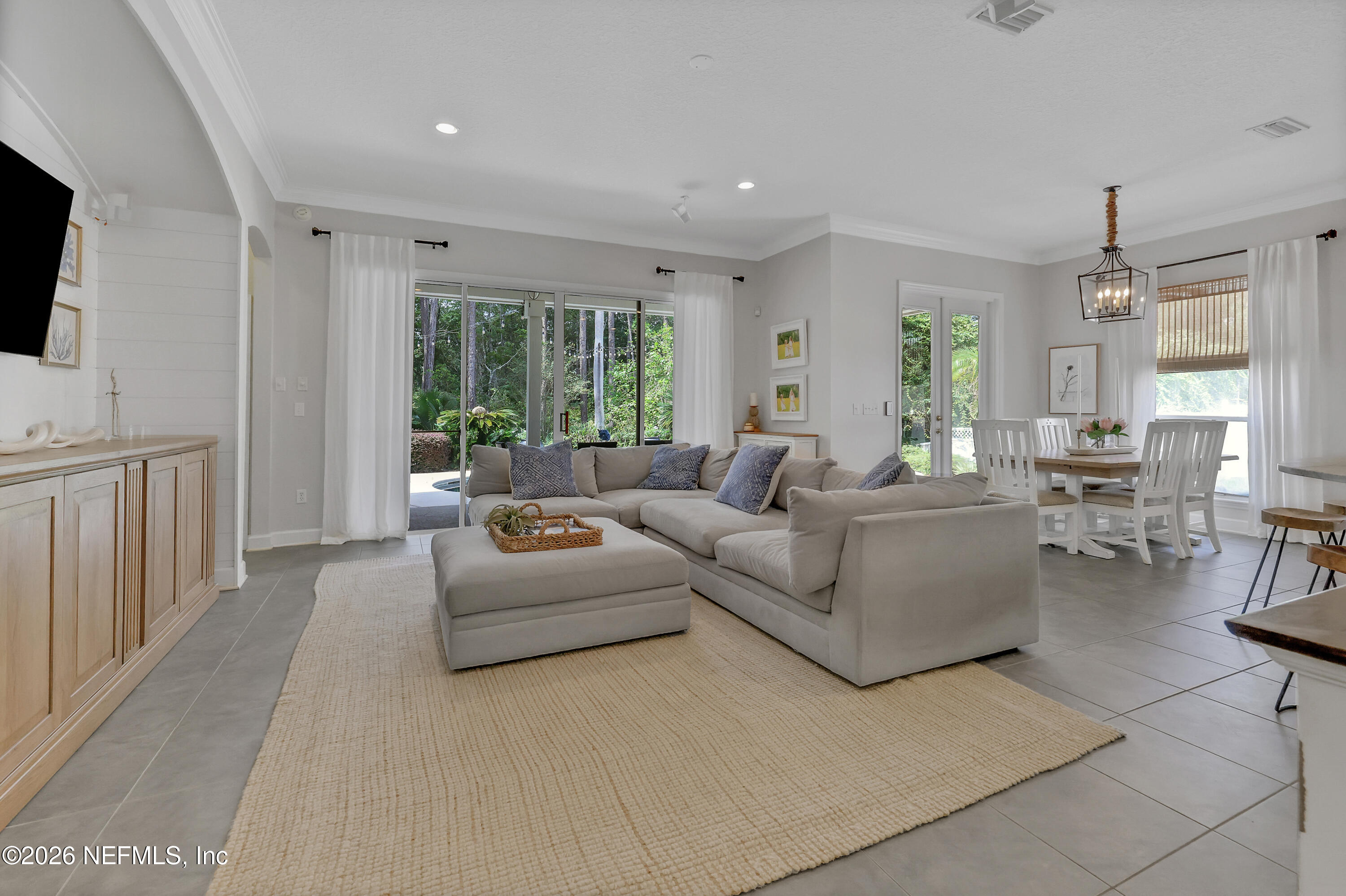 4933 BLACKHAWK Drive, St. Johns