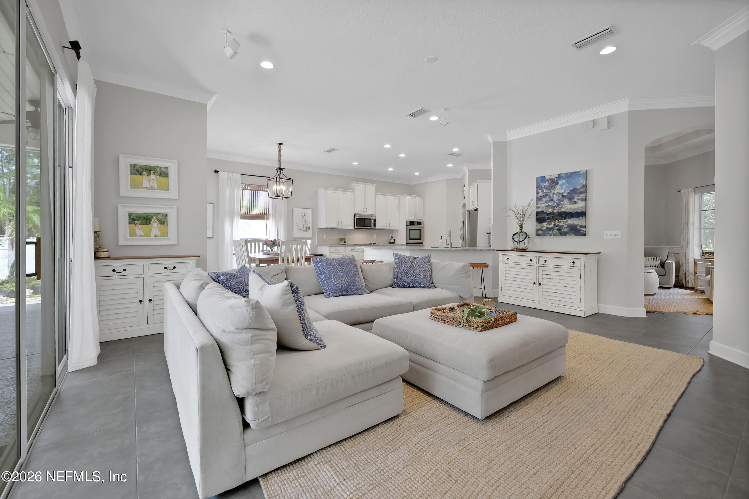 4933 BLACKHAWK Drive, St. Johns