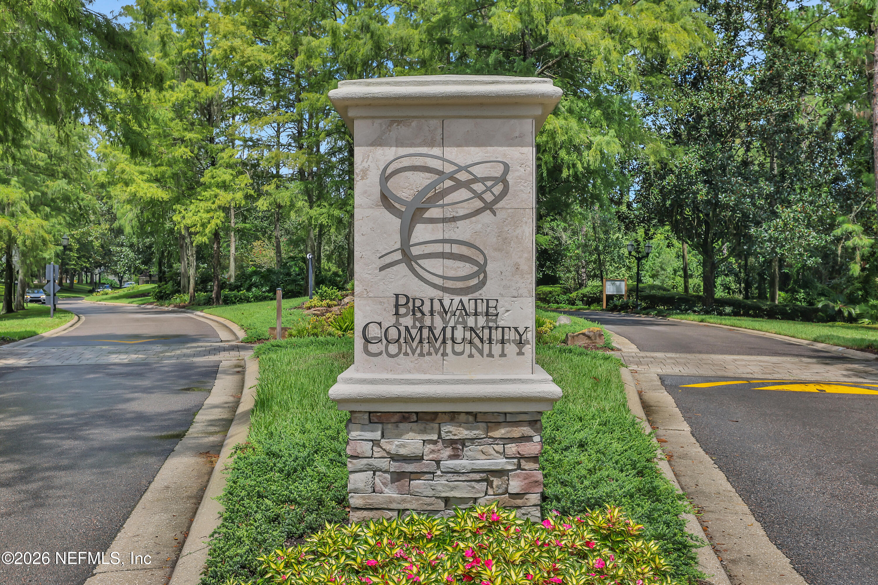 4933 BLACKHAWK Drive, St. Johns