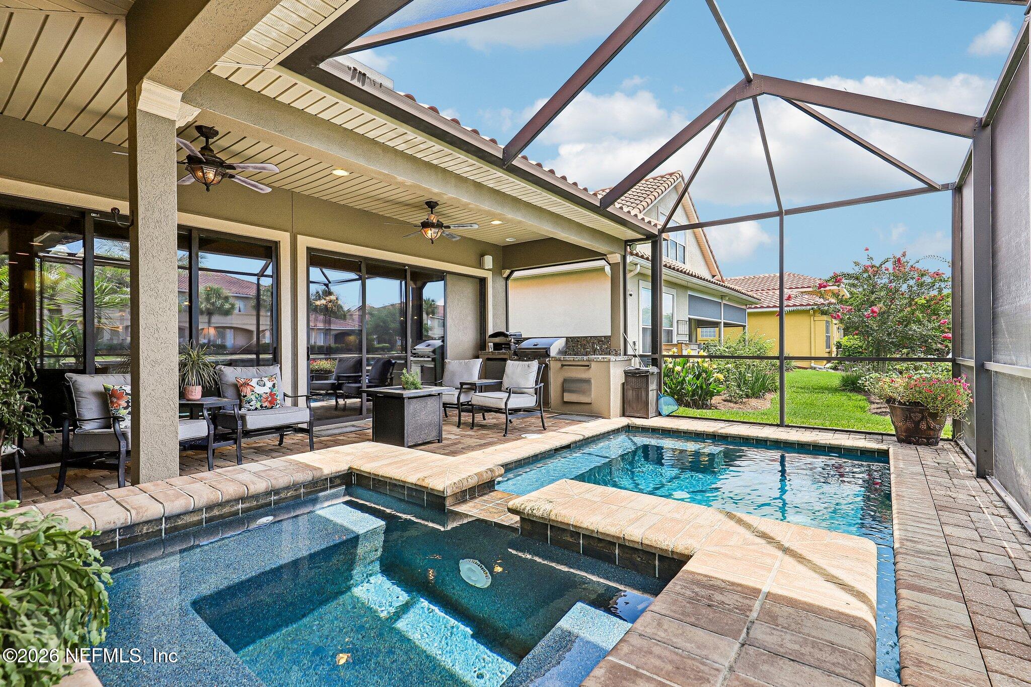 4002 LA VISTA Circle
