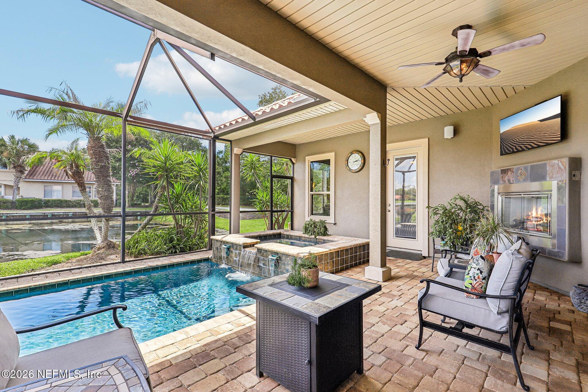 4002 LA VISTA Circle