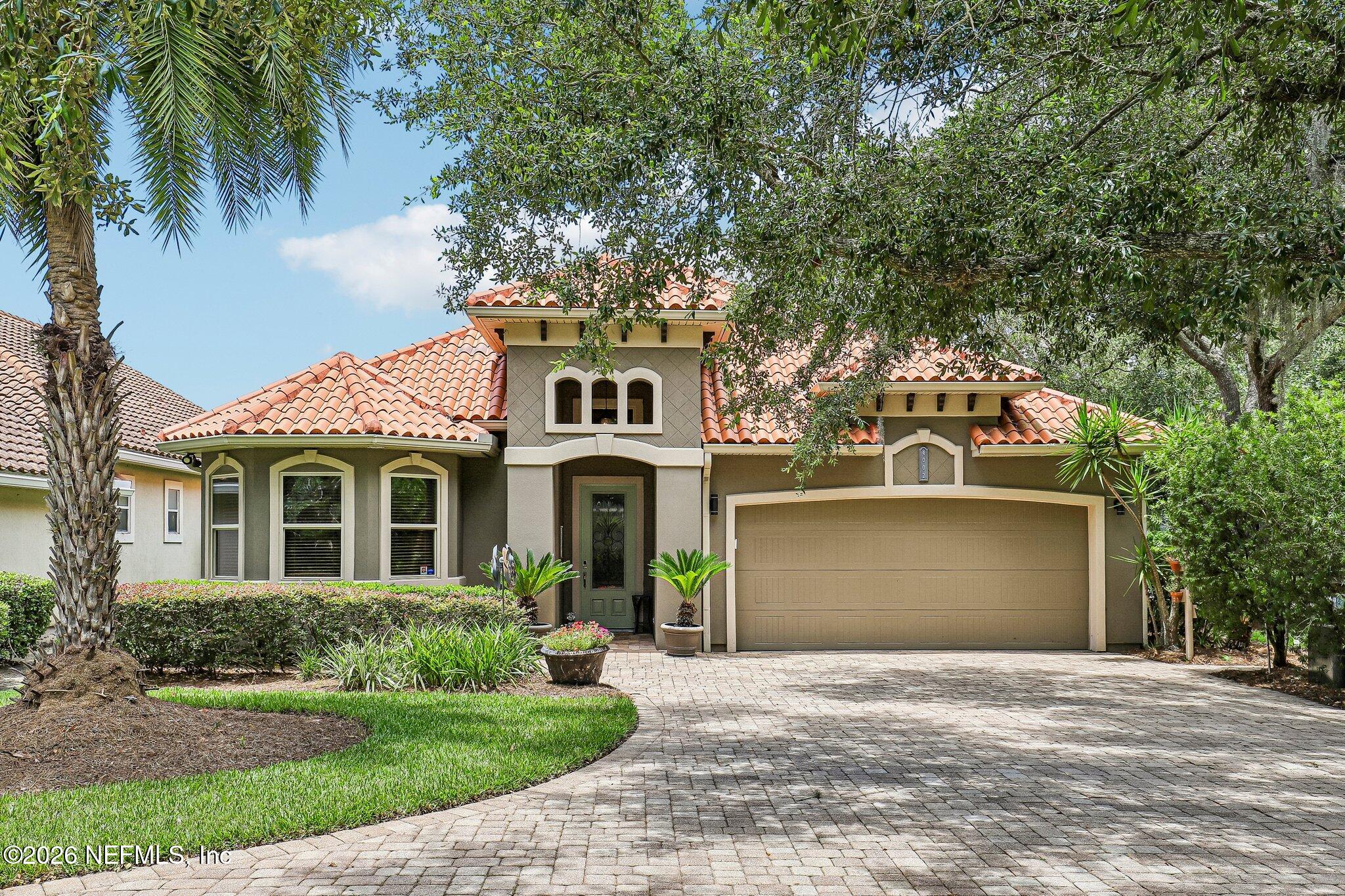 4002 LA VISTA Circle