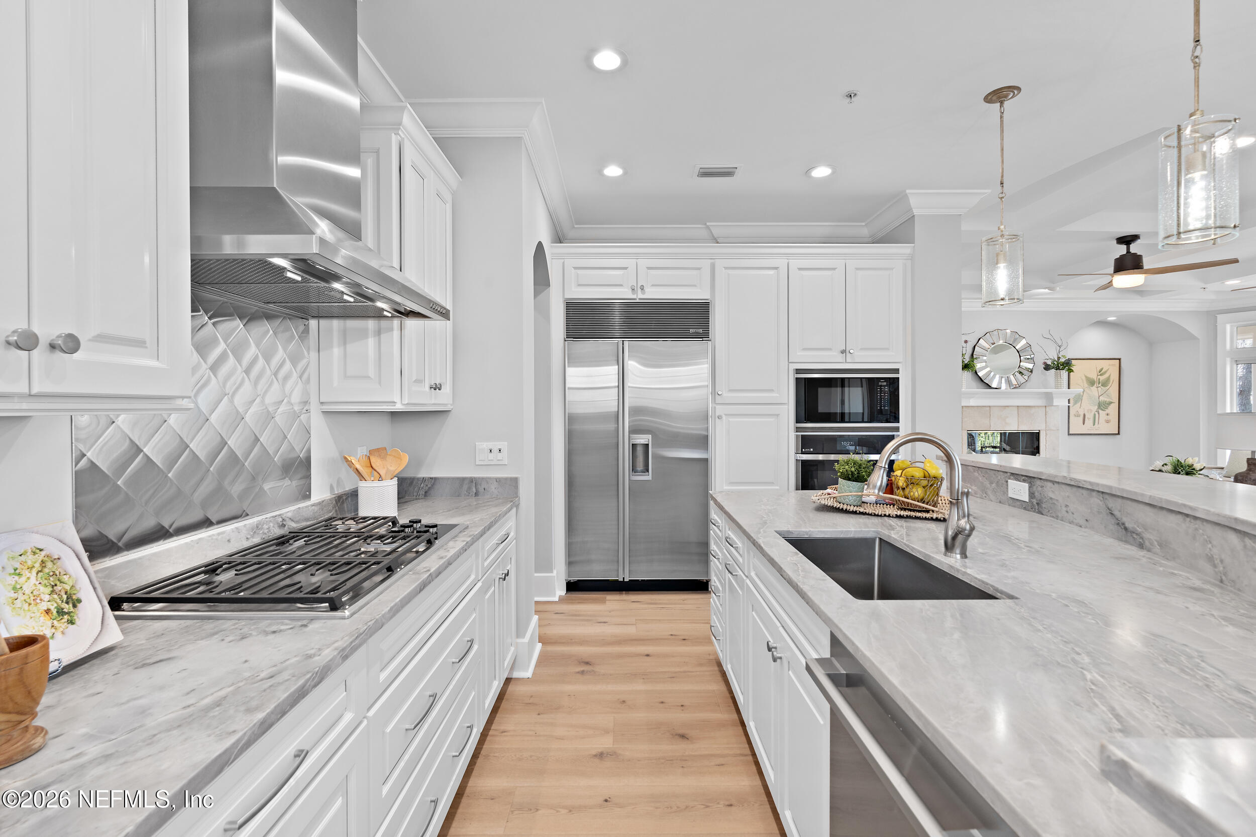 1616 RIVER Road 106