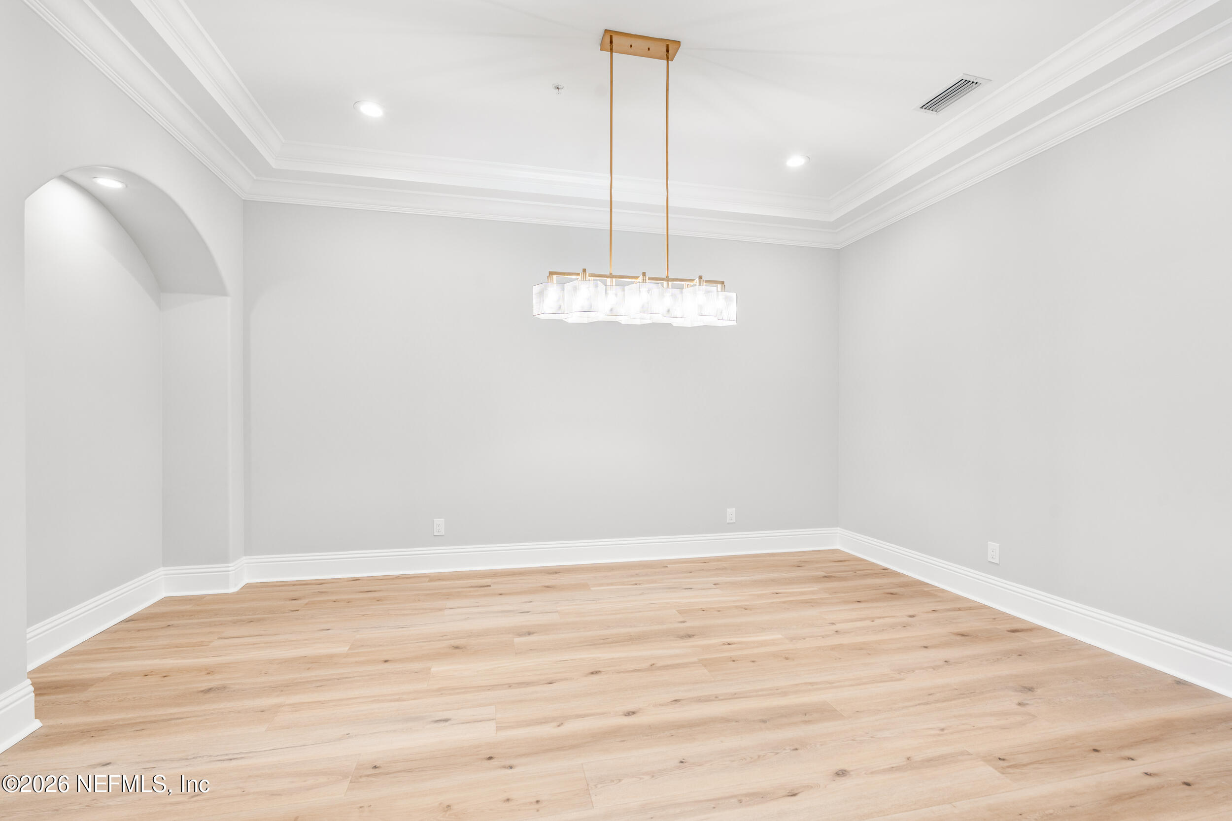 1616 RIVER Road 105