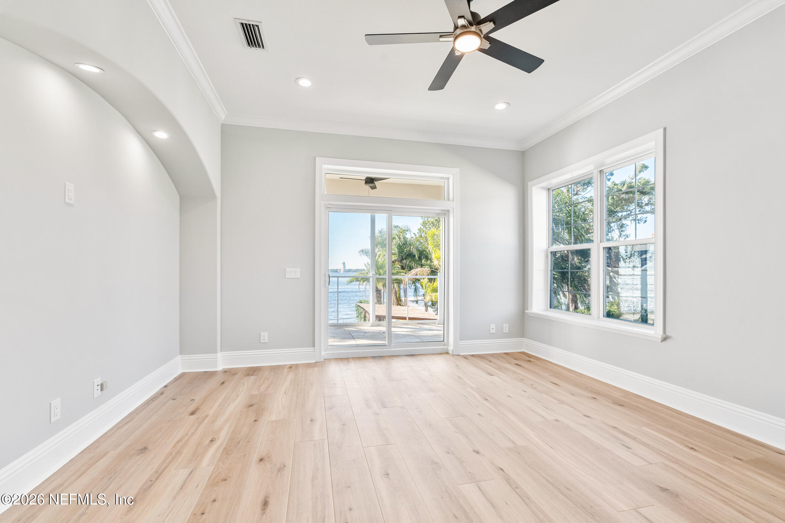 1616 RIVER Road 105