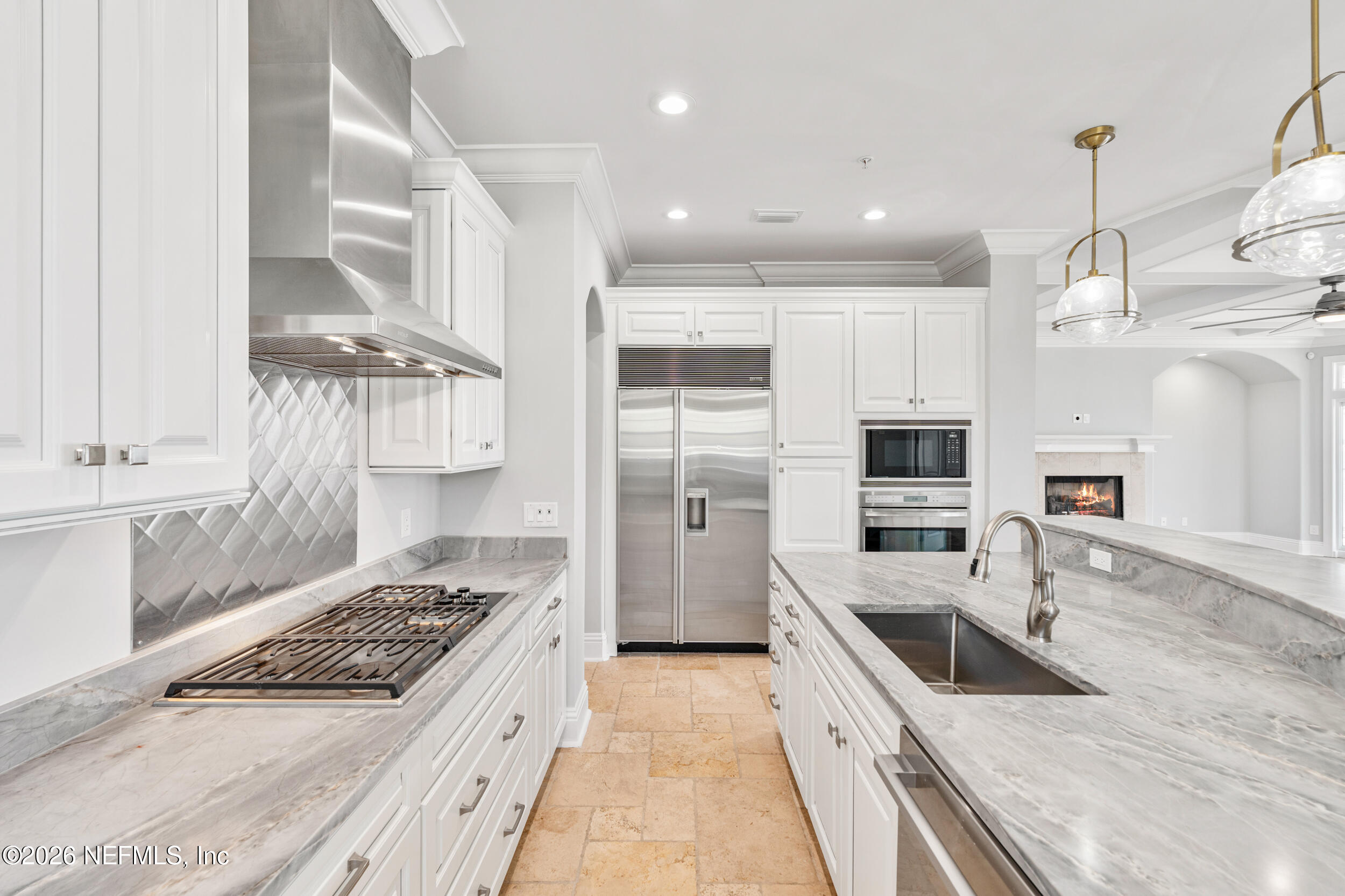 1616 RIVER Road 105