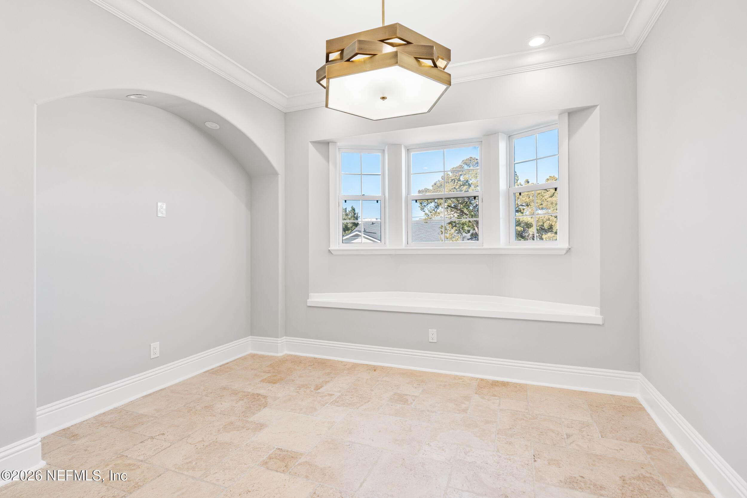 1616 RIVER Road 105
