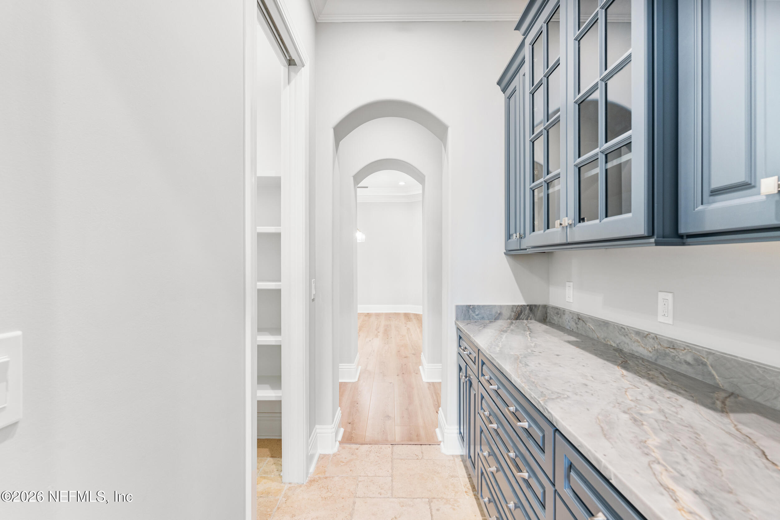 1616 RIVER Road 105