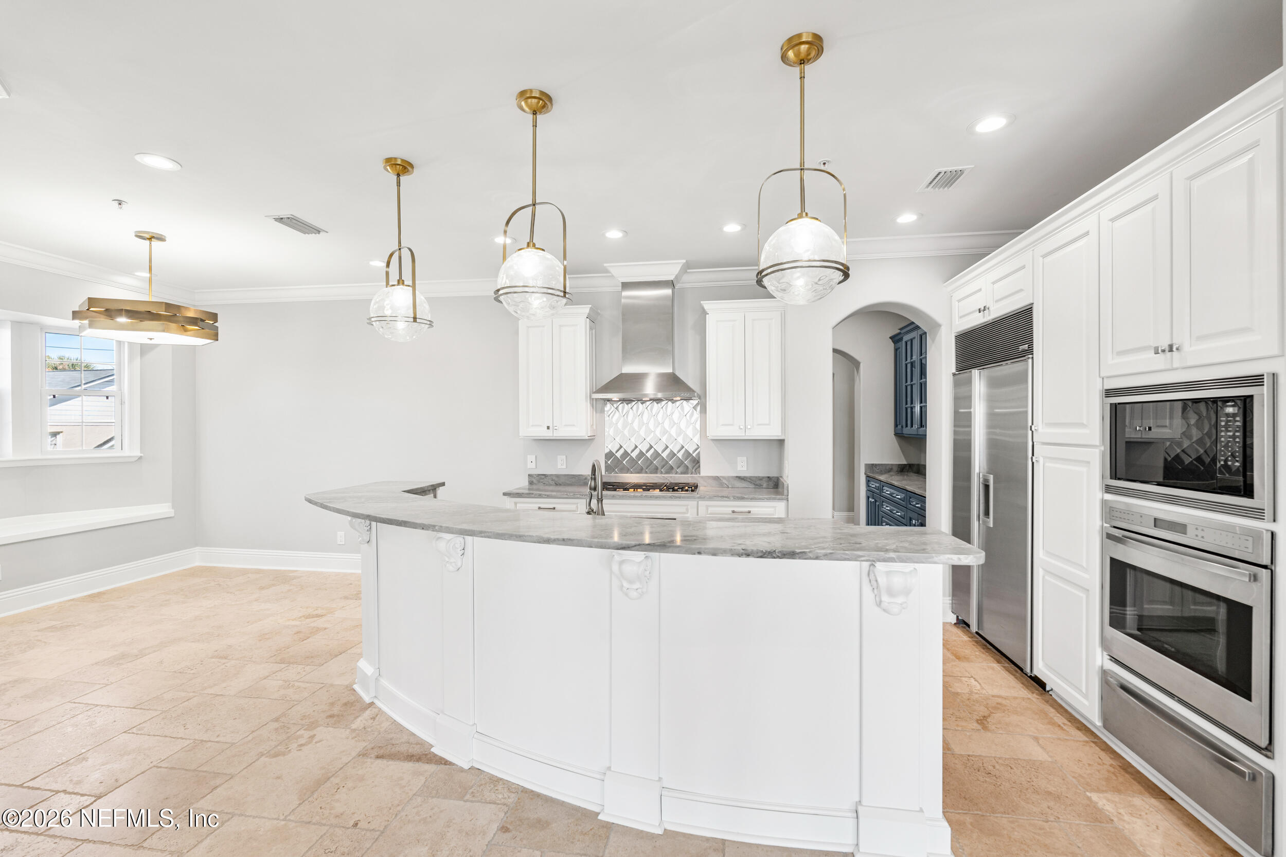 1616 RIVER Road 105