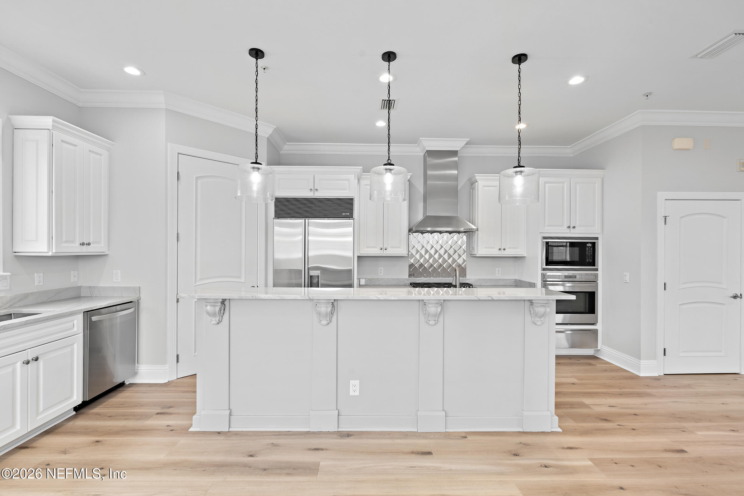 1616 RIVER Road 103