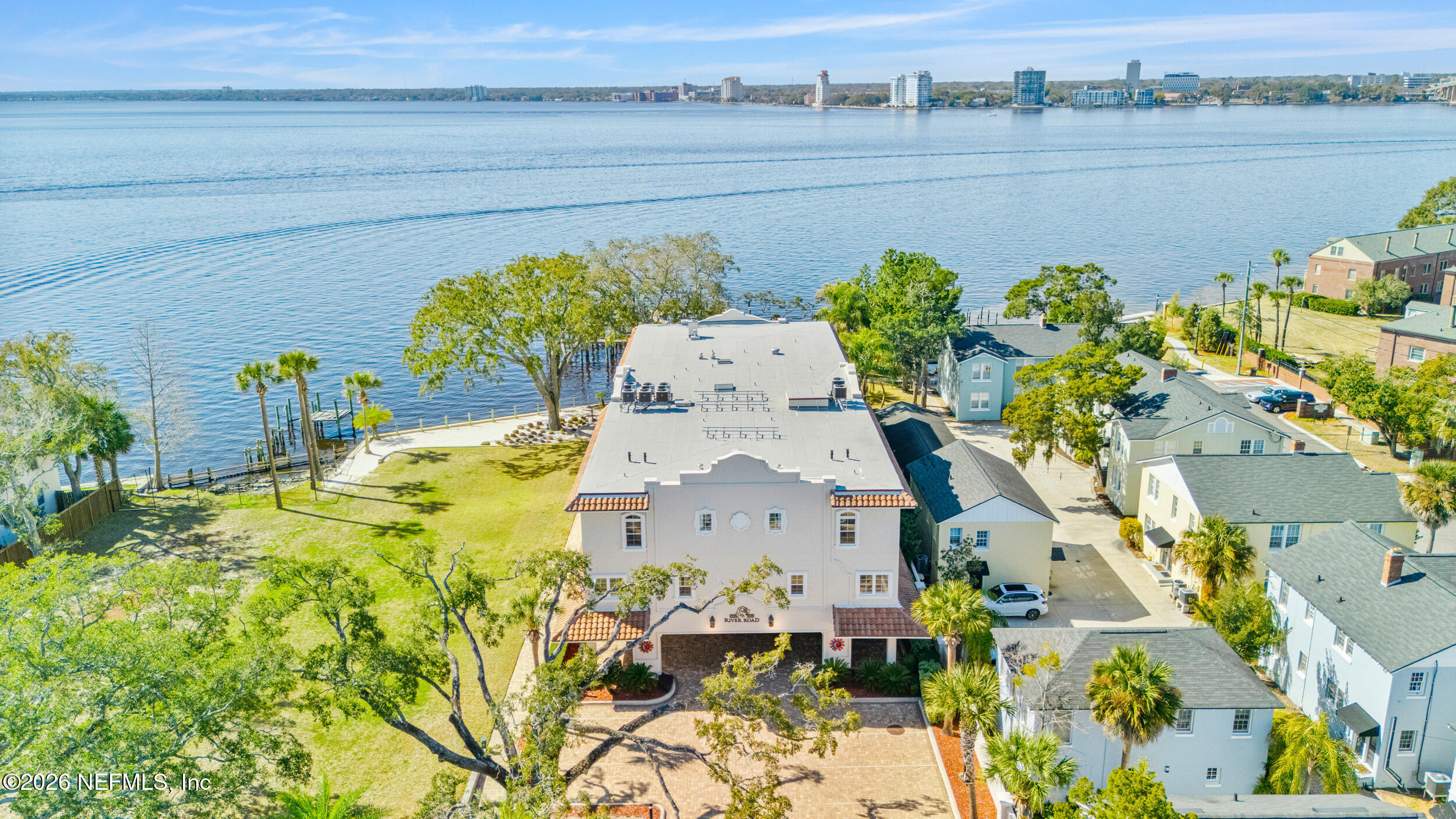1616 RIVER Road 103