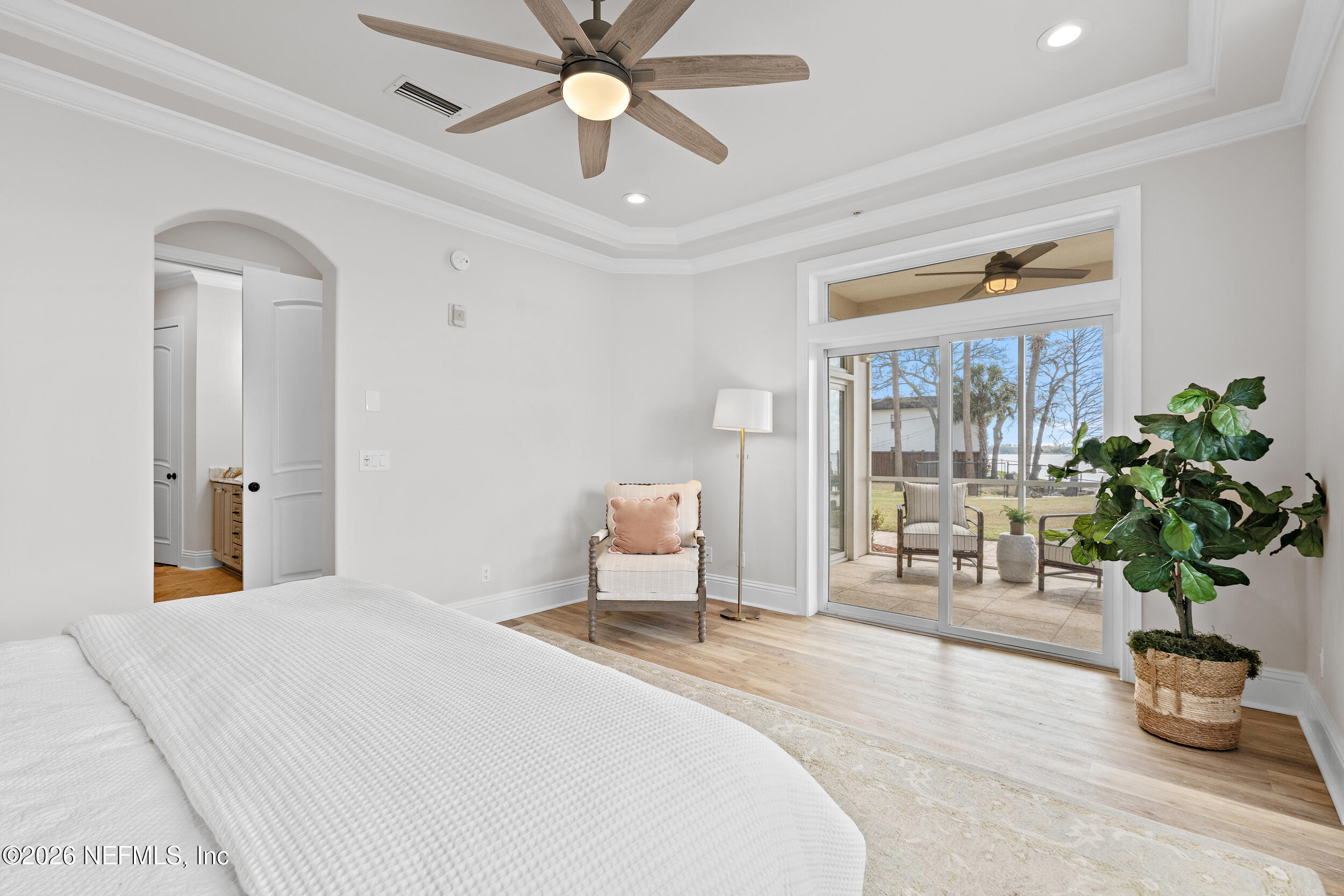 1616 RIVER Road 102