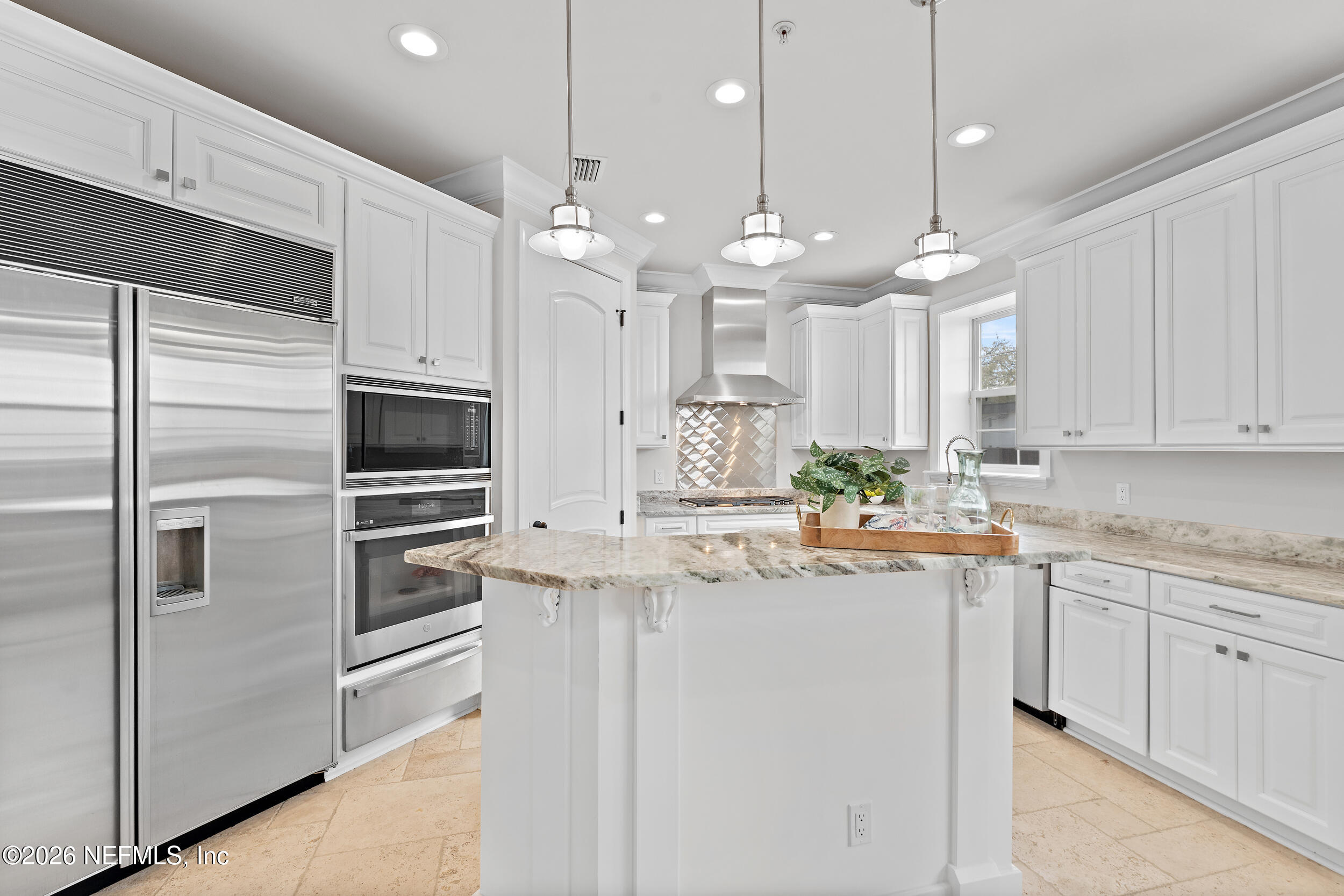 1616 RIVER Road 102