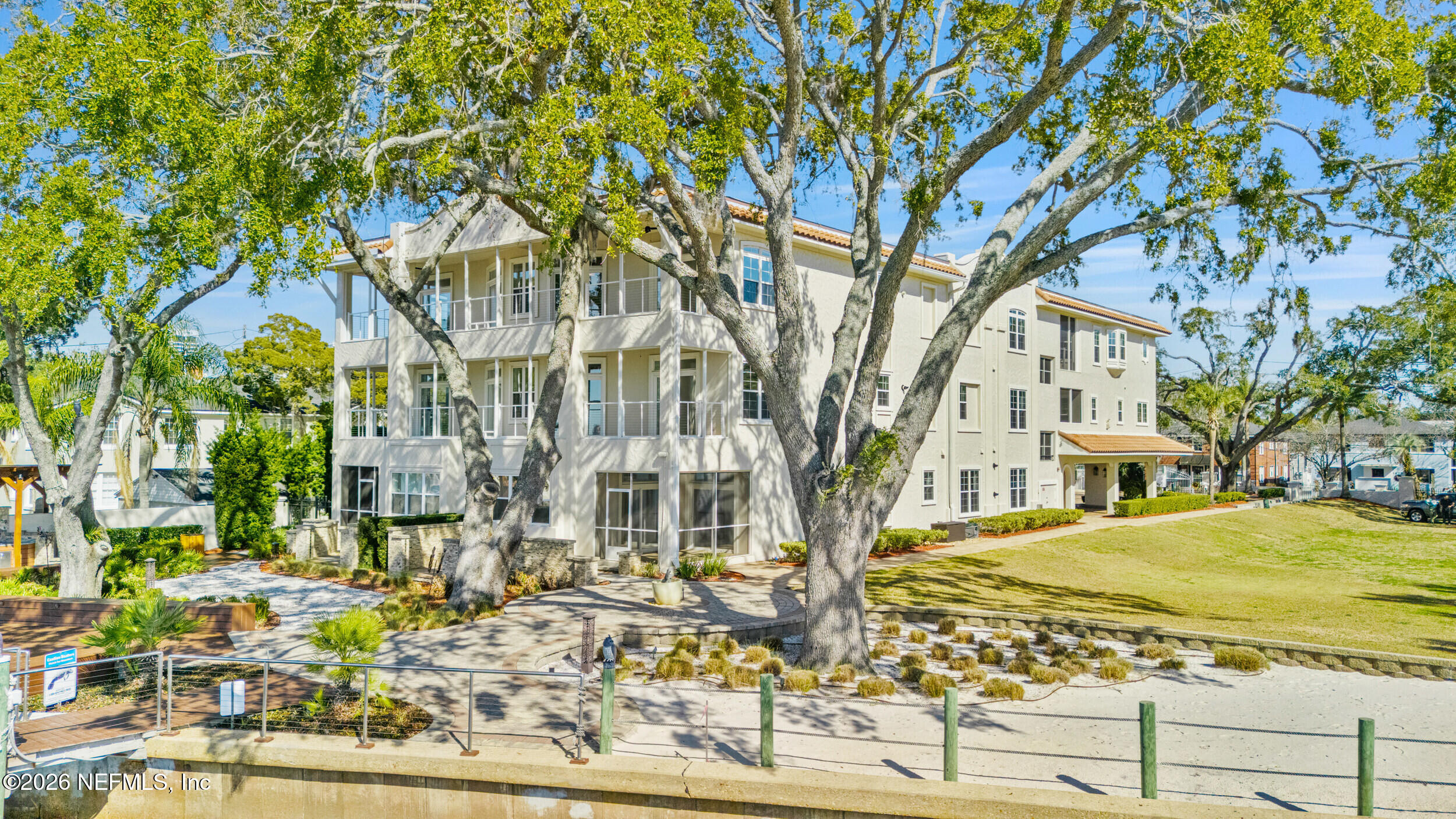 1616 RIVER Road 102
