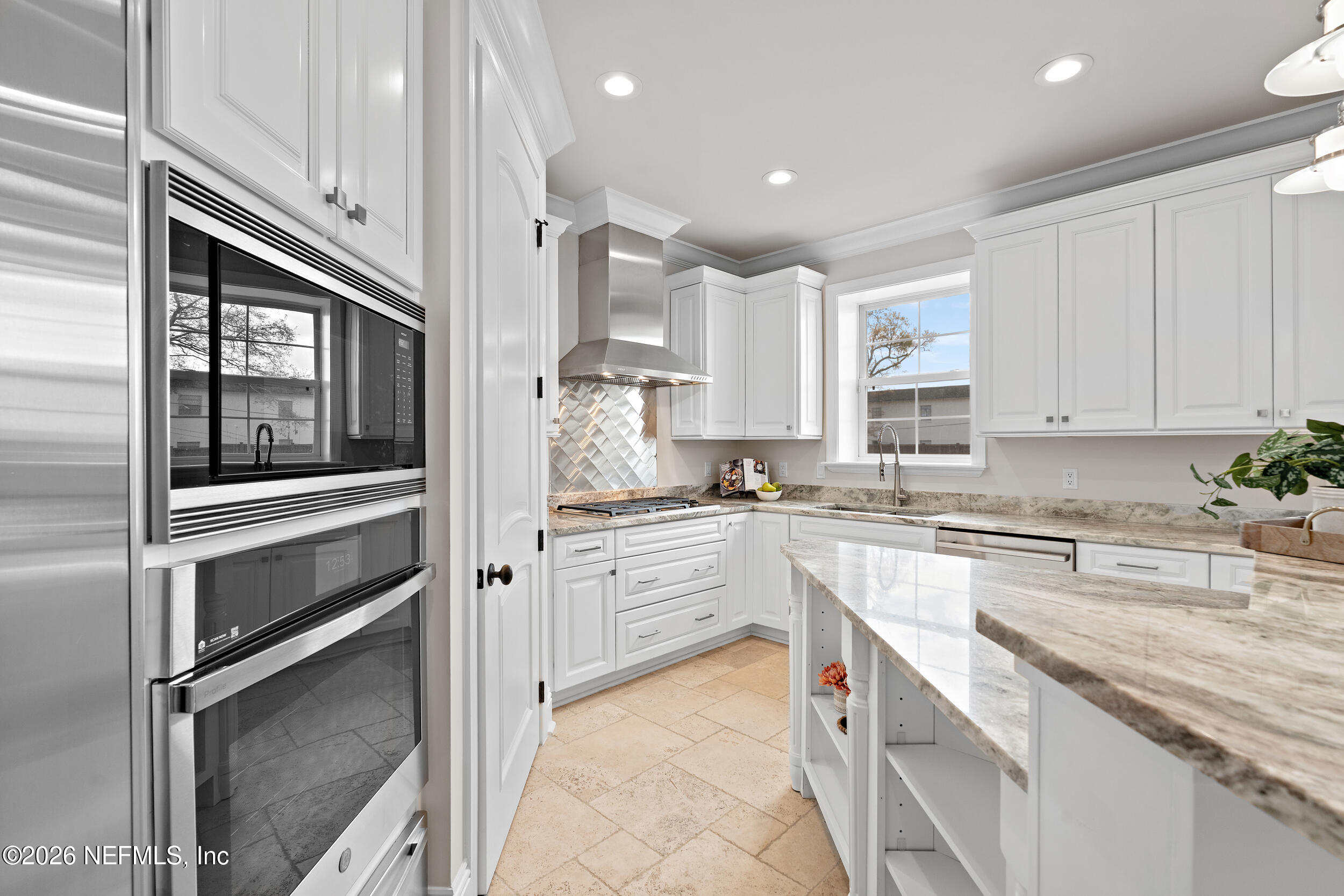 1616 RIVER Road 102