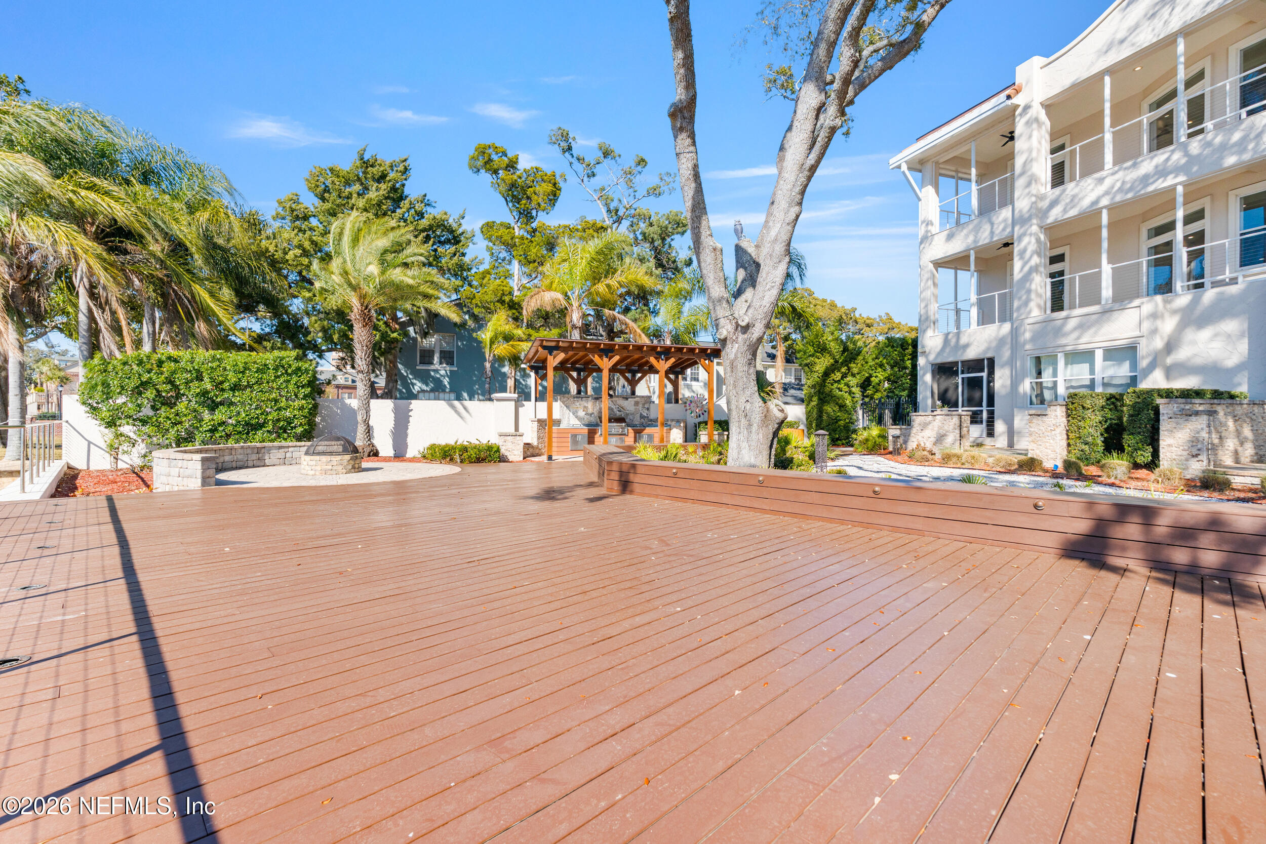 1616 RIVER Road 102
