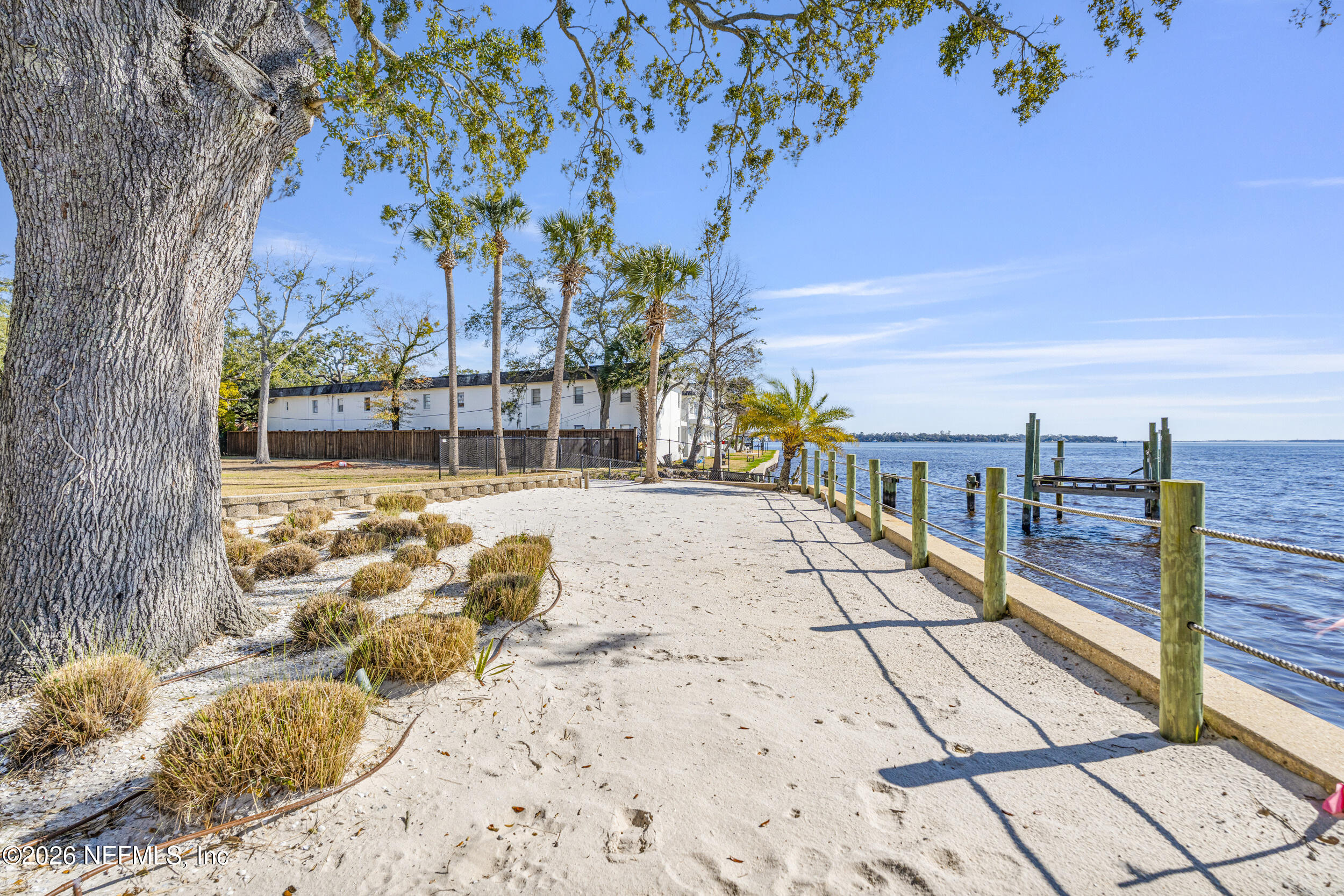 1616 RIVER Road 101