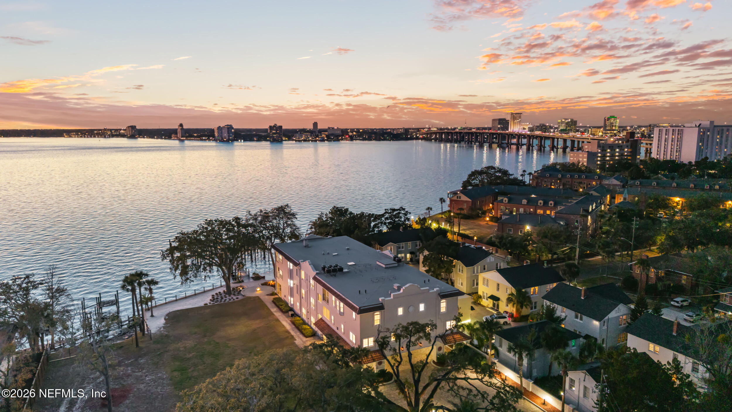 1616 RIVER Road 101