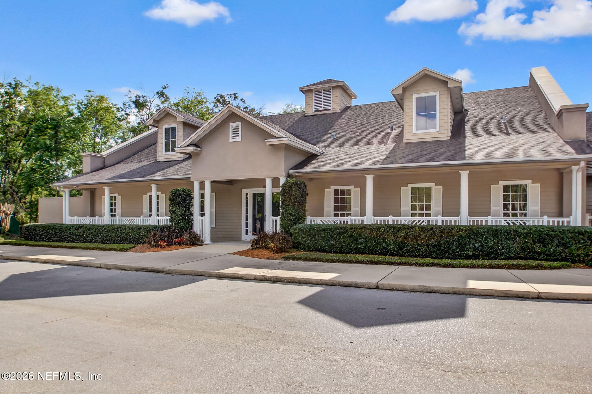 1520 MAJESTIC VIEW Lane