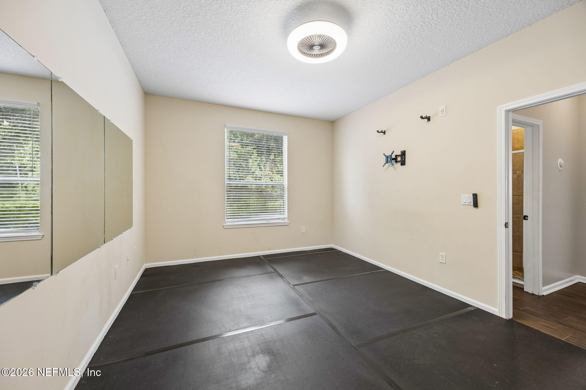 1520 MAJESTIC VIEW Lane