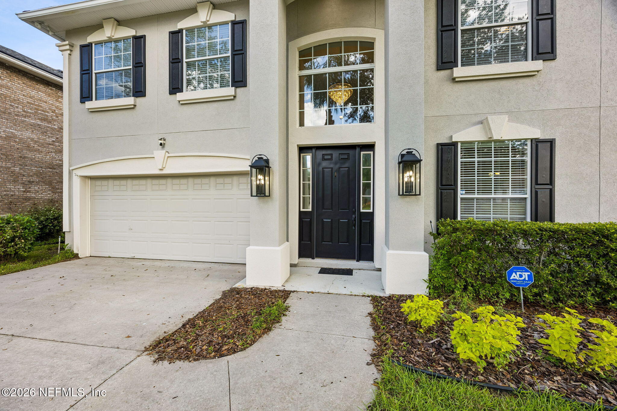 1520 MAJESTIC VIEW Lane