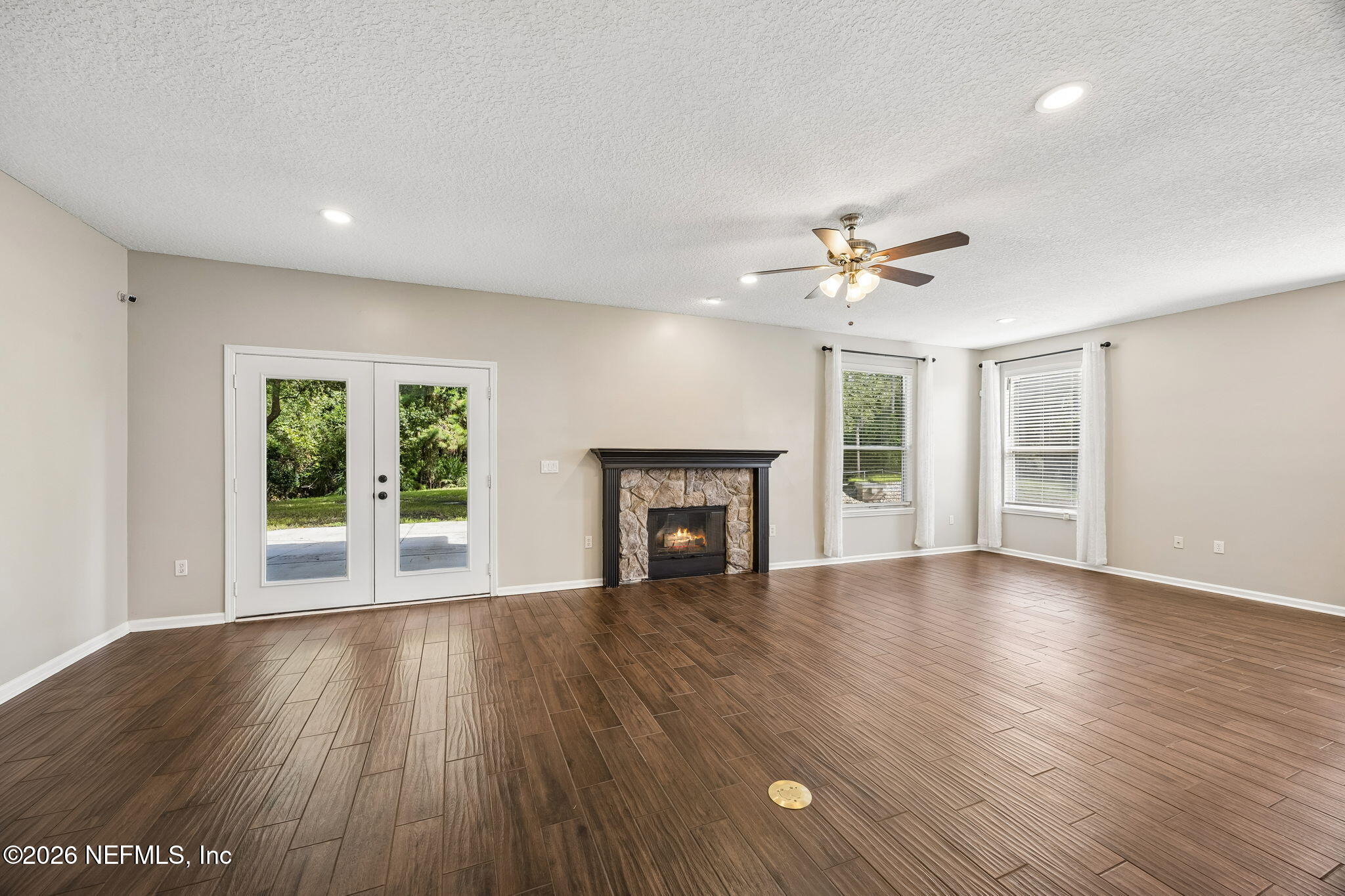 1520 MAJESTIC VIEW Lane