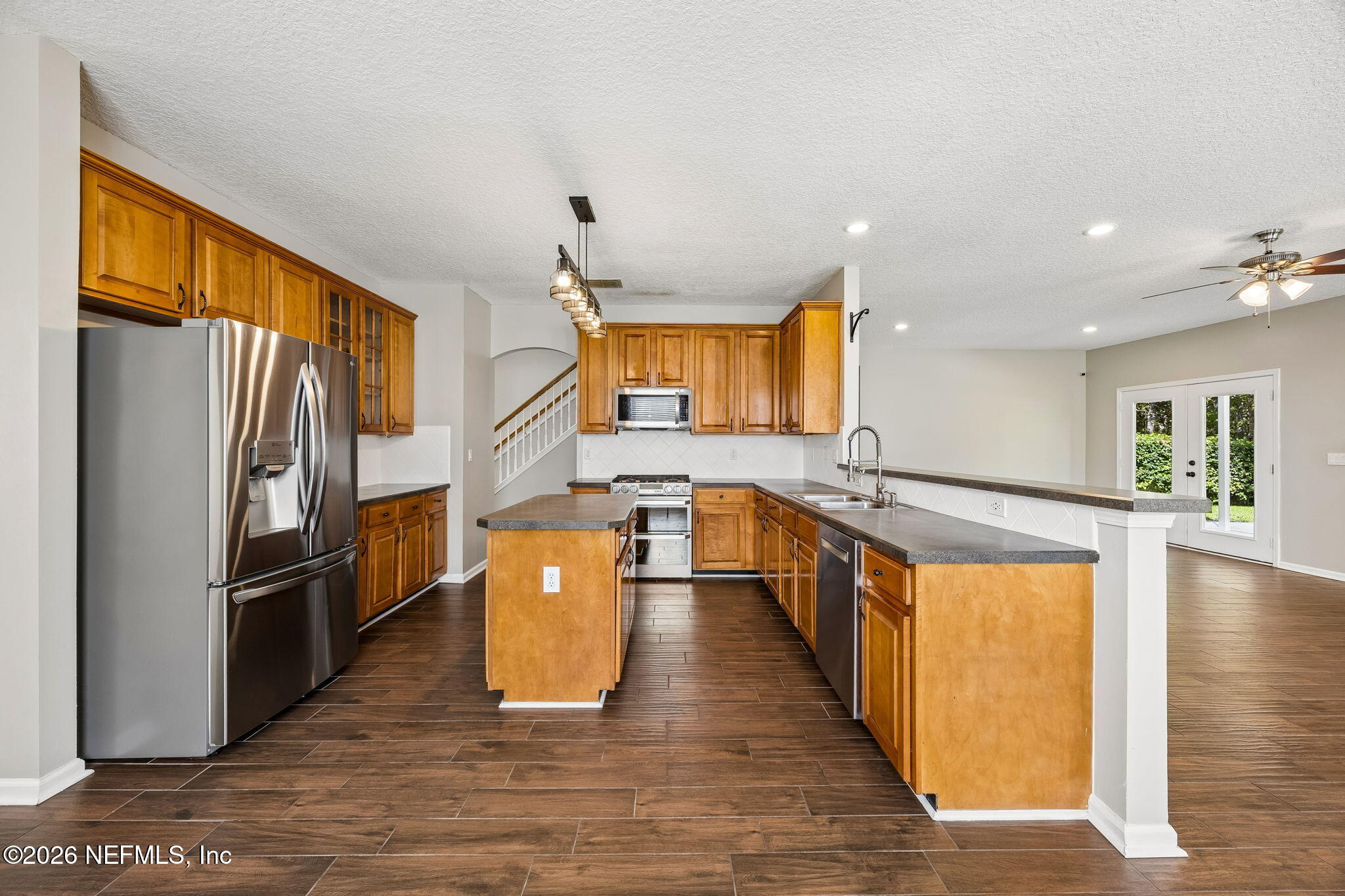 1520 MAJESTIC VIEW Lane