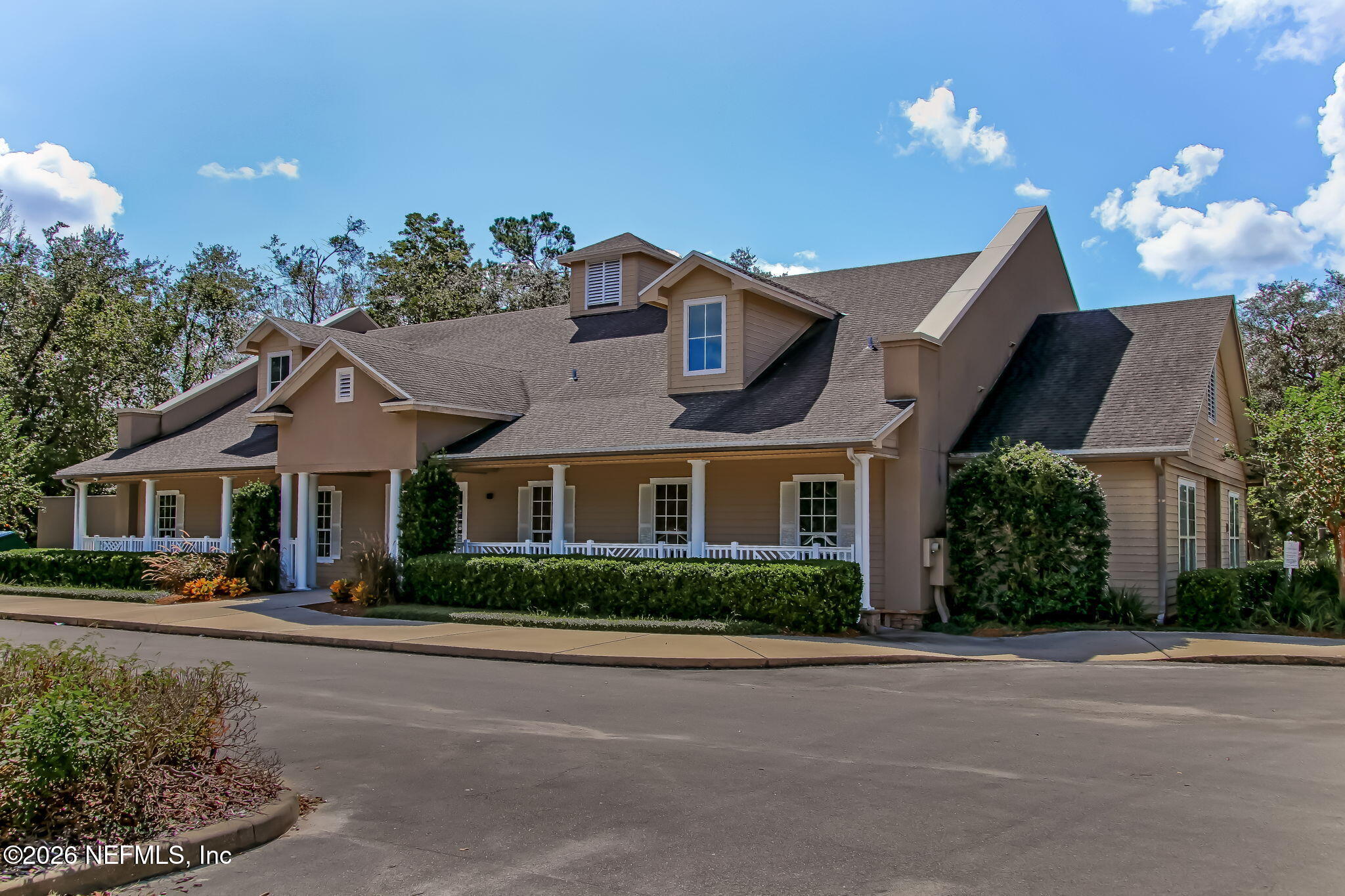 1520 MAJESTIC VIEW Lane